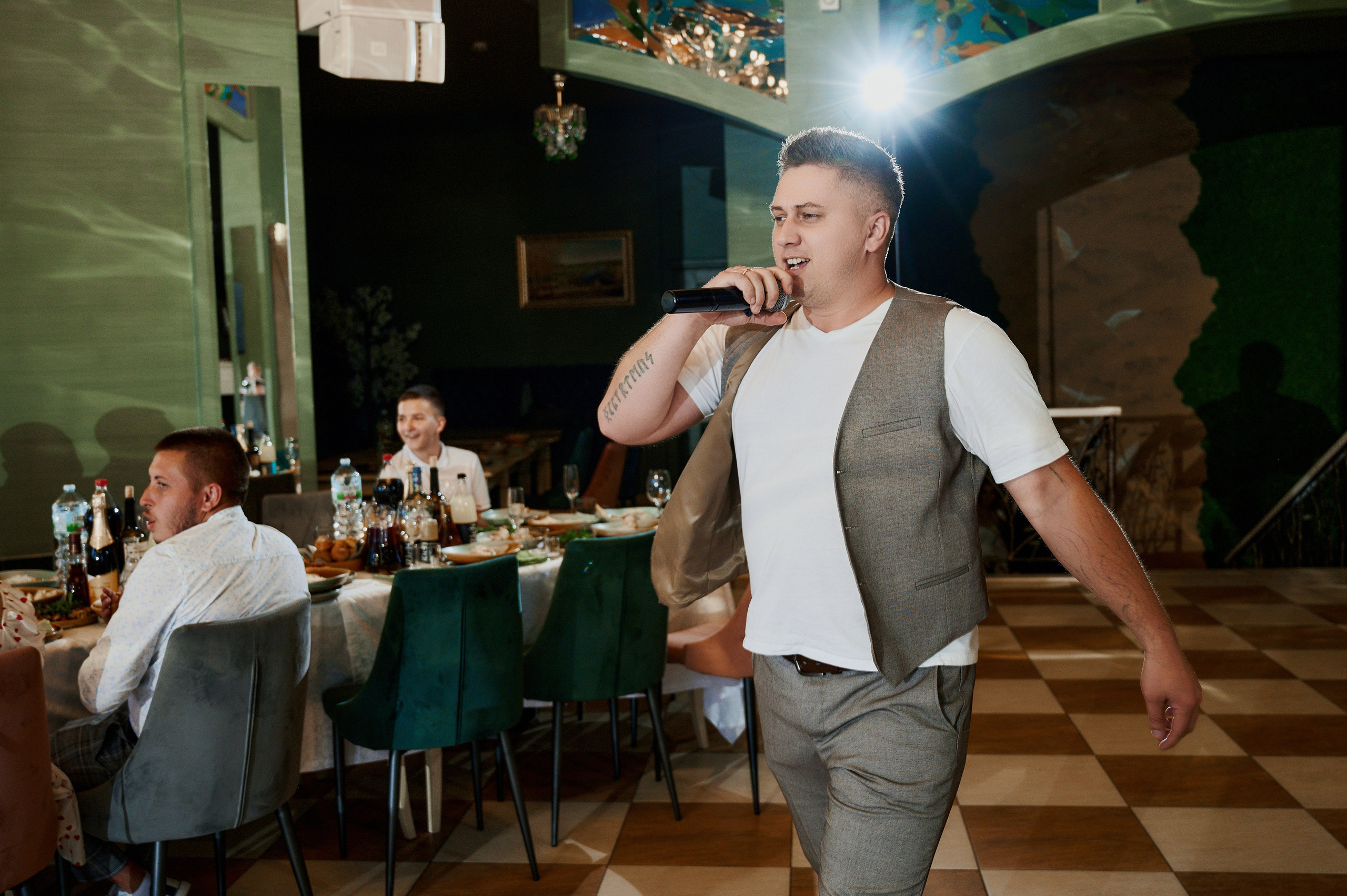 Олег и Лиза. Фото-видеосъемка свадеб Venson Films