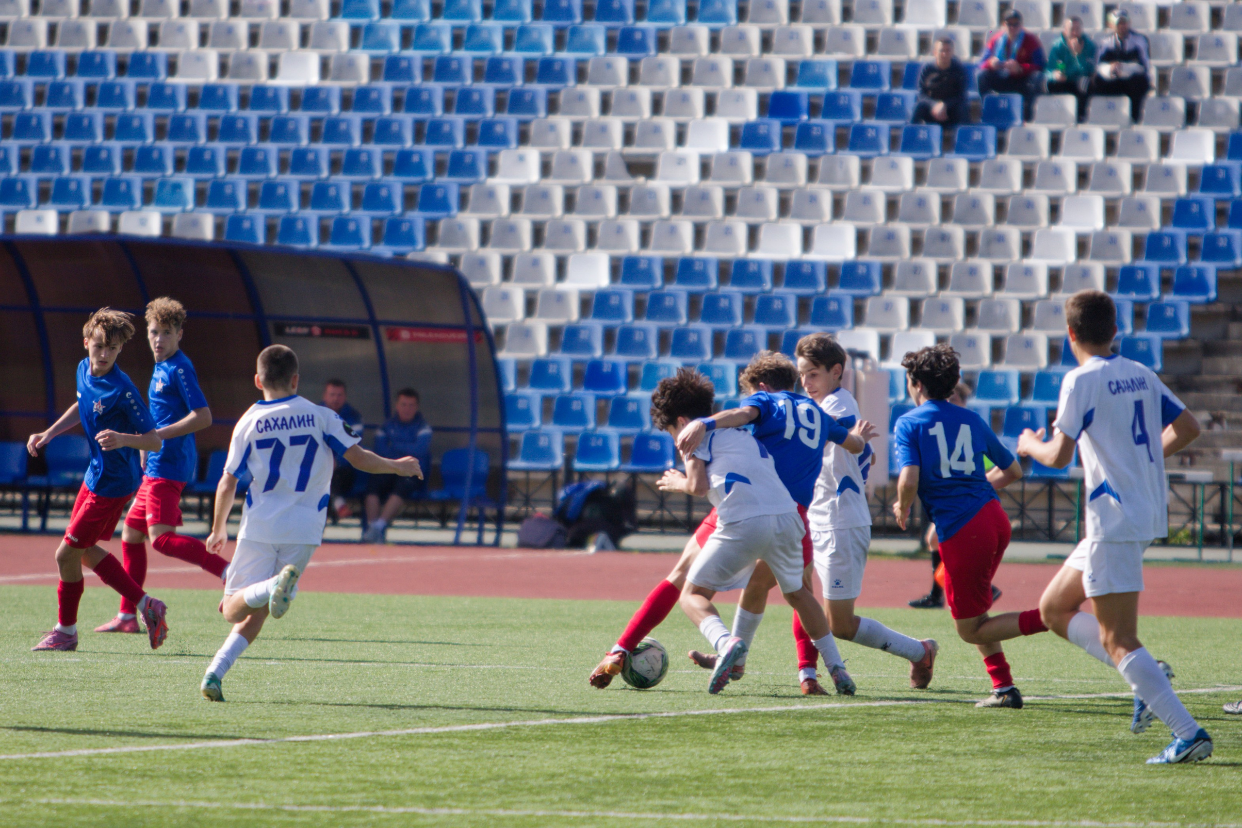 Матч ЮФЛ Сахалин-Хабаровск (U-16). Кутузов Евгений Фотограф в Южно-Сахалинске