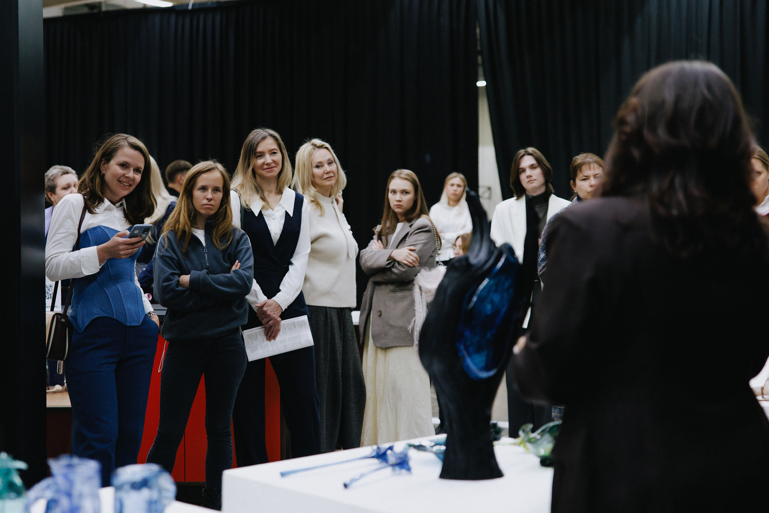 Выставка СТО ВЕЩЕЙ В ИНТЕРЬЕРЕ. Фотограф Иркутск Антипин Сергей