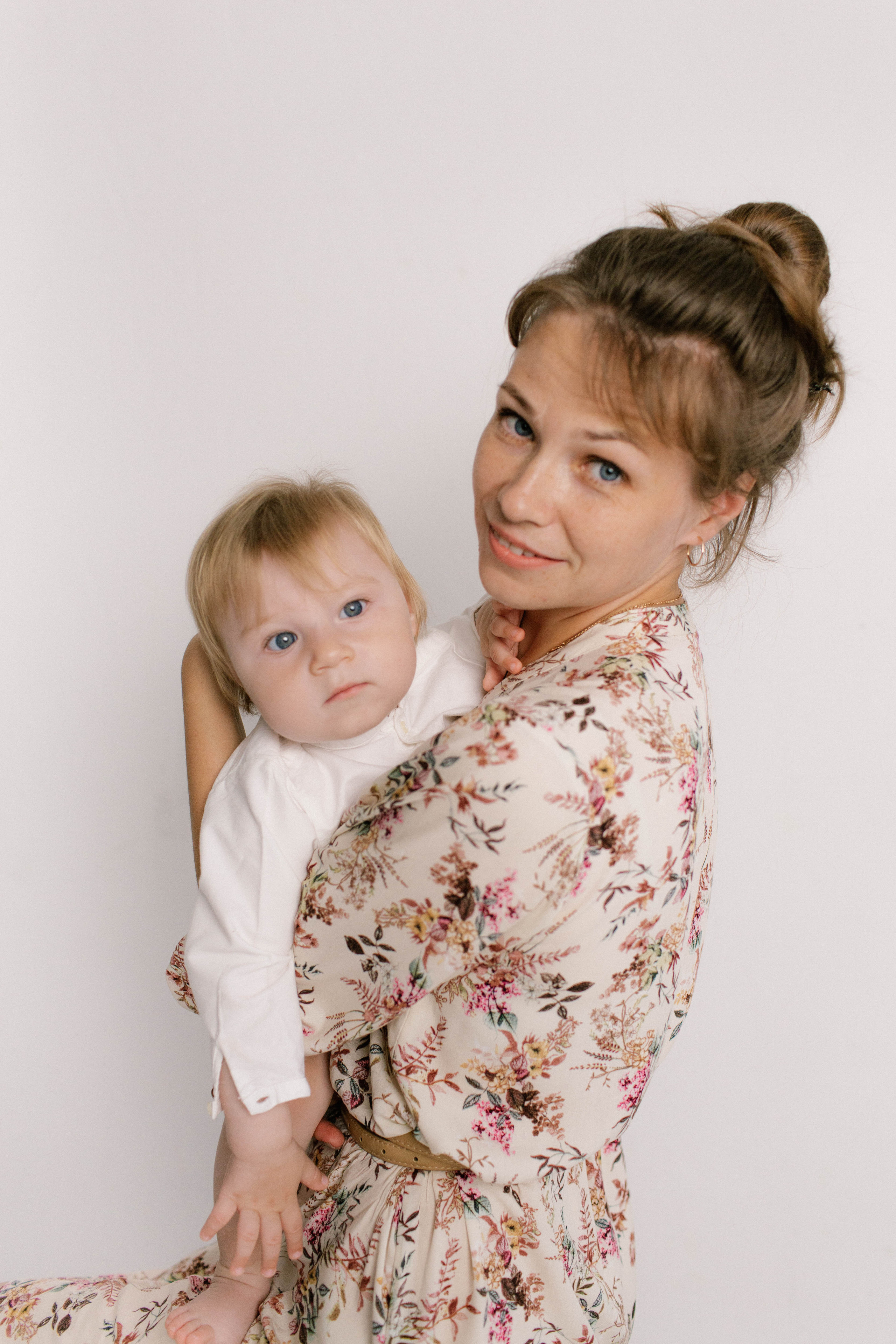 ИВАН ЮЛИЯ АРТЁМ ДЕНИС. Детский фотограф в Санкт-Петербурге Юлия Ивантей