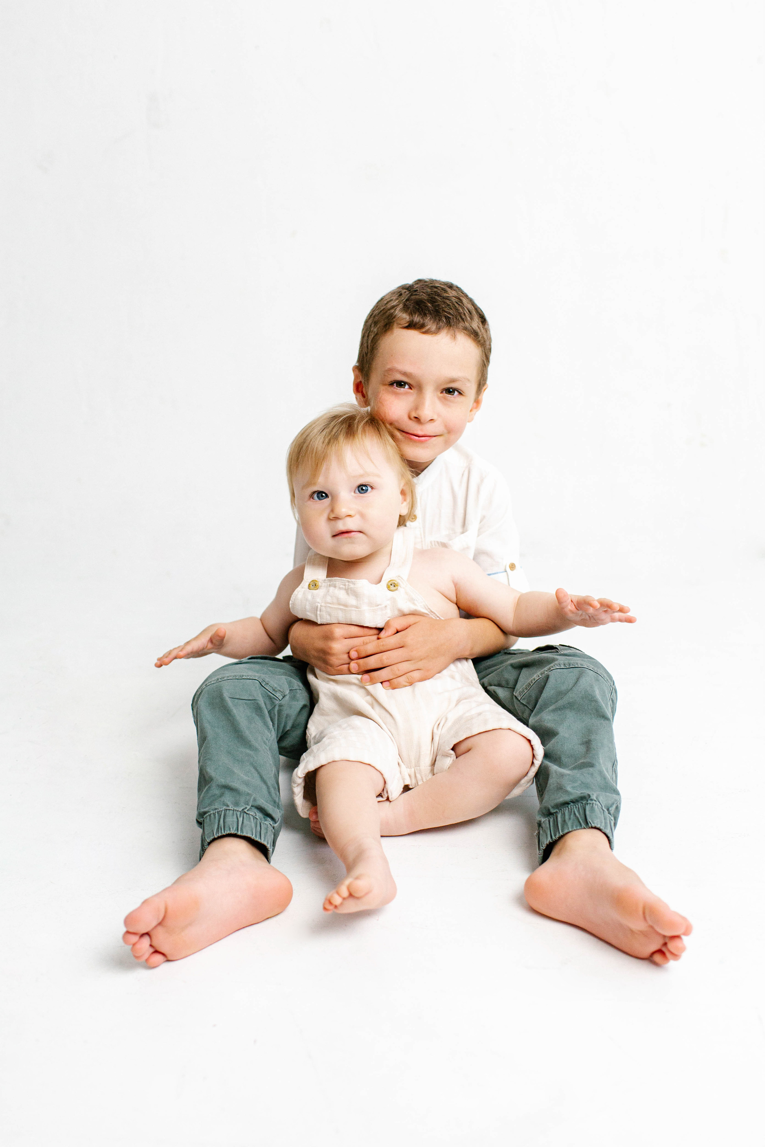 ИВАН ЮЛИЯ АРТЁМ ДЕНИС. Детский фотограф в Санкт-Петербурге Юлия Ивантей