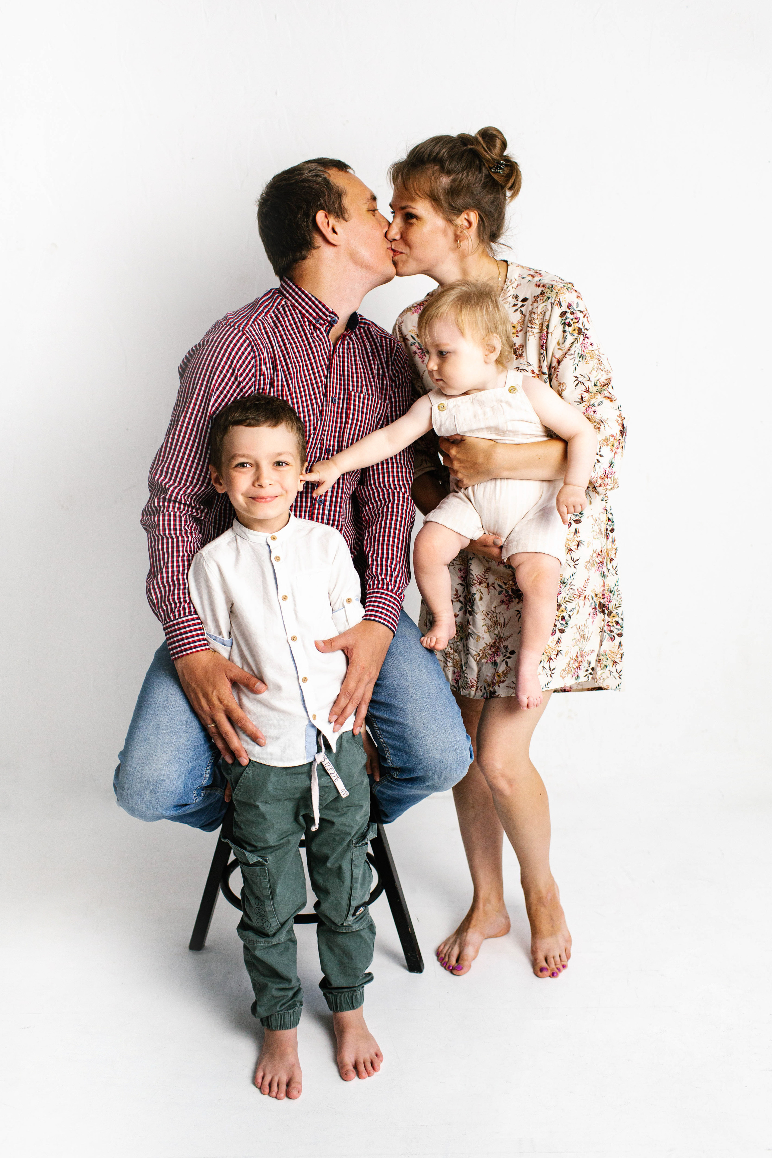 ИВАН ЮЛИЯ АРТЁМ ДЕНИС. Детский фотограф в Санкт-Петербурге Юлия Ивантей