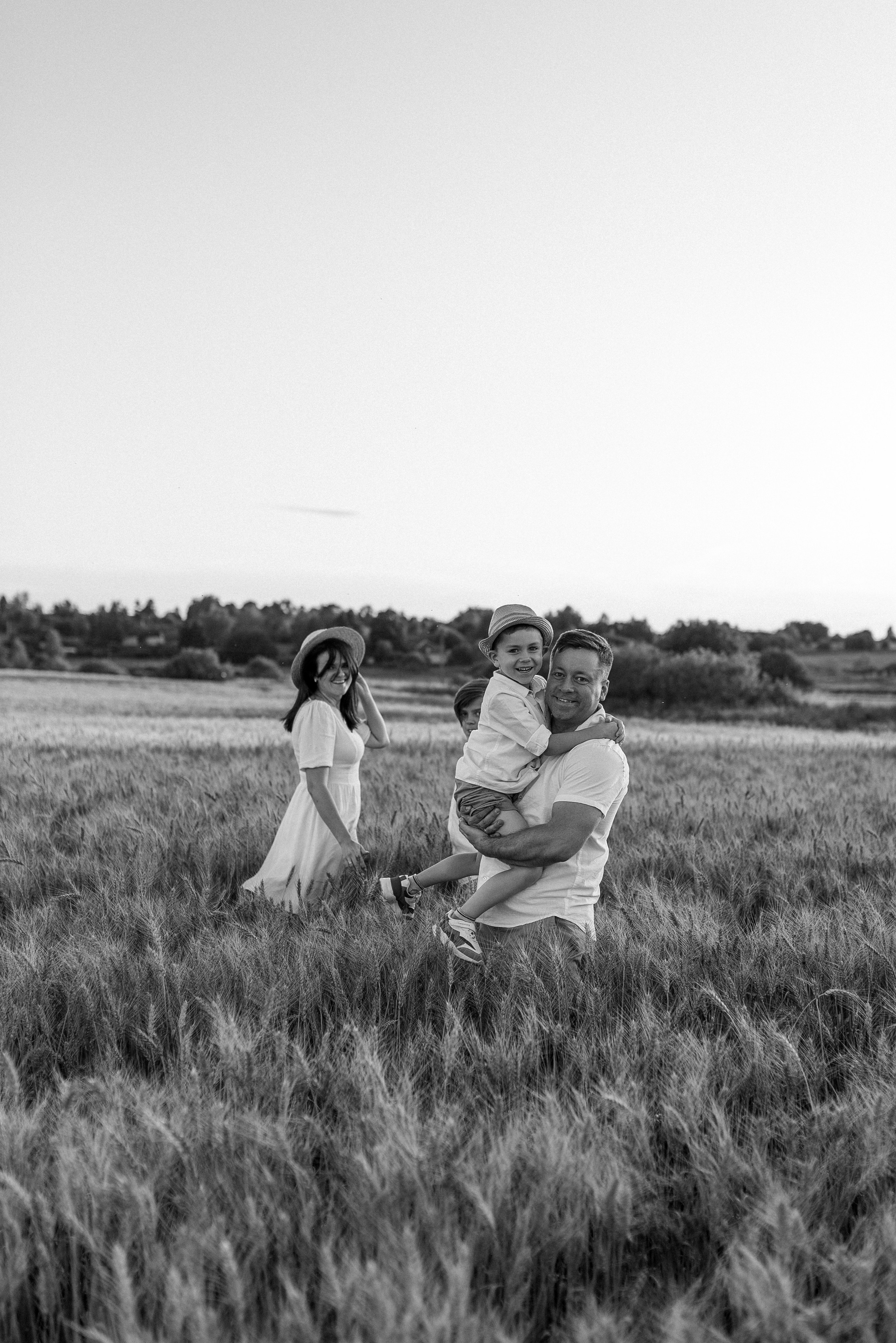 Семейная летняя прогулка. Семейный фотограф в Москве Екатерина Север