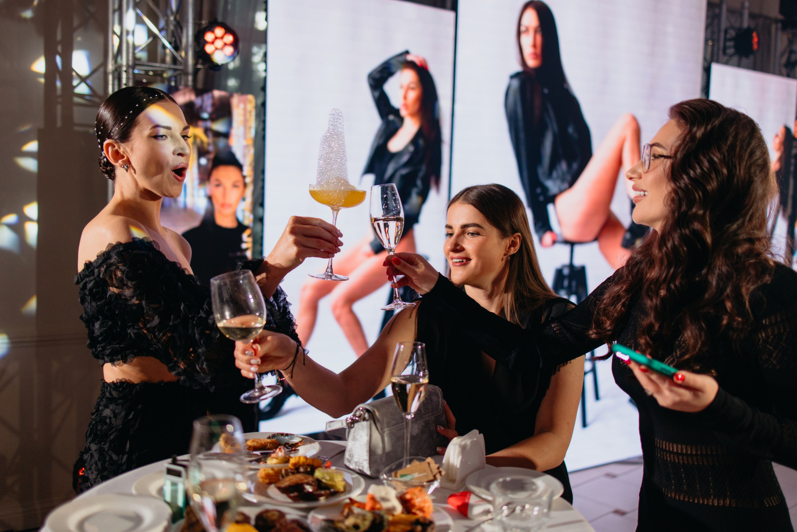 SASHA 30 feat. Кай Метов. Свадебный фотограф в Минске Владислав Бабич