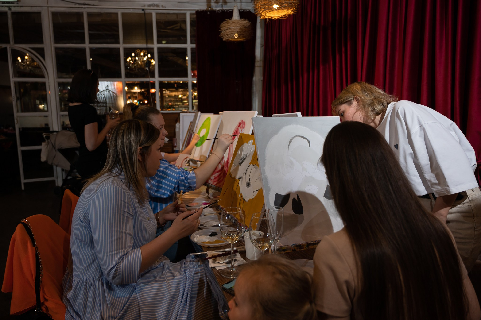 Творчество в ресторане Большая кухня. Свадебный и семейный фотограф из Санкт-Петербурга Климов Анатолий