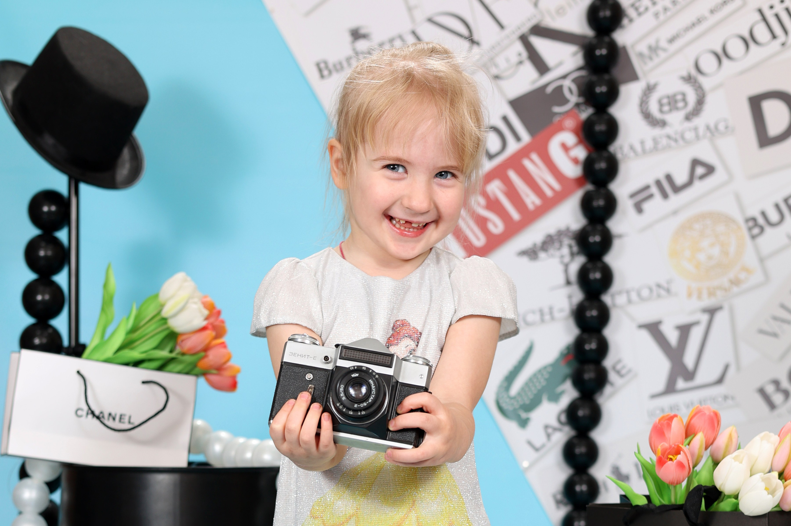 На стиле ФЭШН. Выпускные альбомы в Иваново в детский сад и школу. Александр и Светлана Янкины