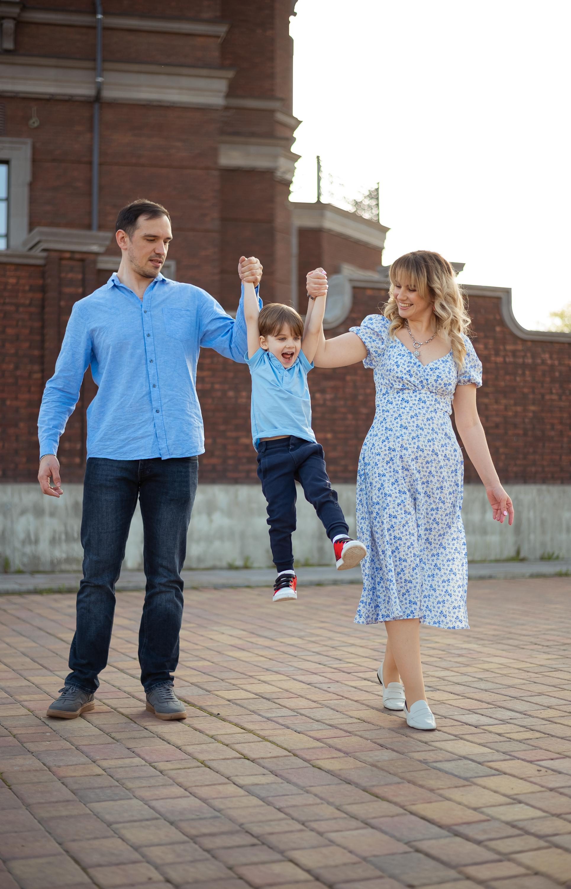 Алексей, Екатерина и Марат. Семейный, детский фотограф в Ростове-на-Дону Совенко Юлия