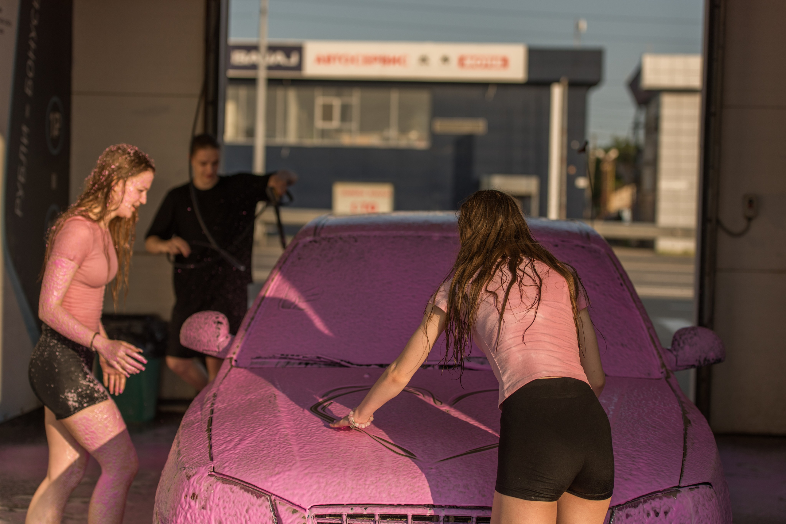 На автомойке. Фотограф Саратов Юлия Петрова