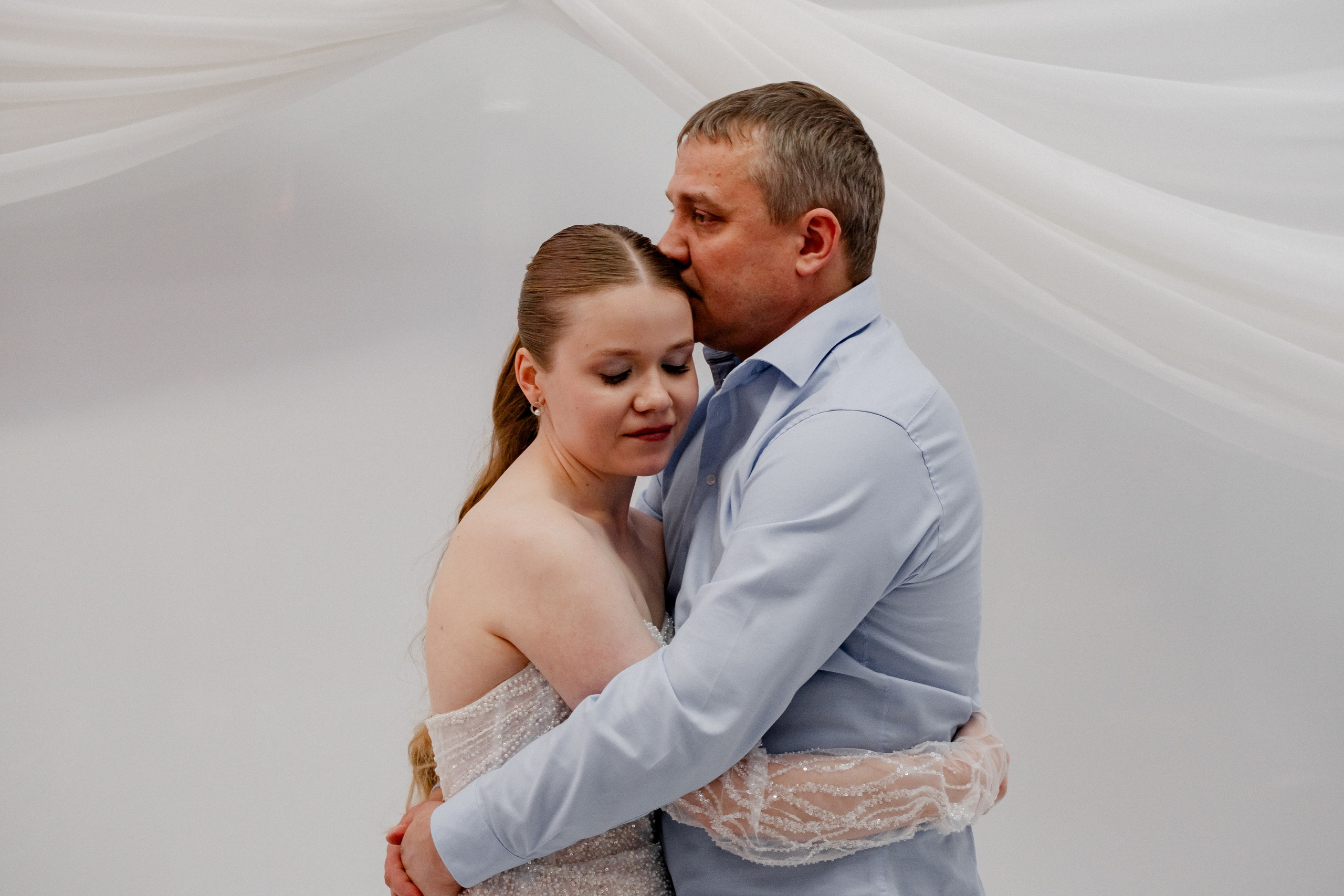 СВАДЕБНЫЙ БАНКЕТ (СНЯТО В СИБИРЕ В НИЖНЕВАРТОВСКЕ). Профессиональный фотограф, Санкт-Петербург — Виктория Богомолова