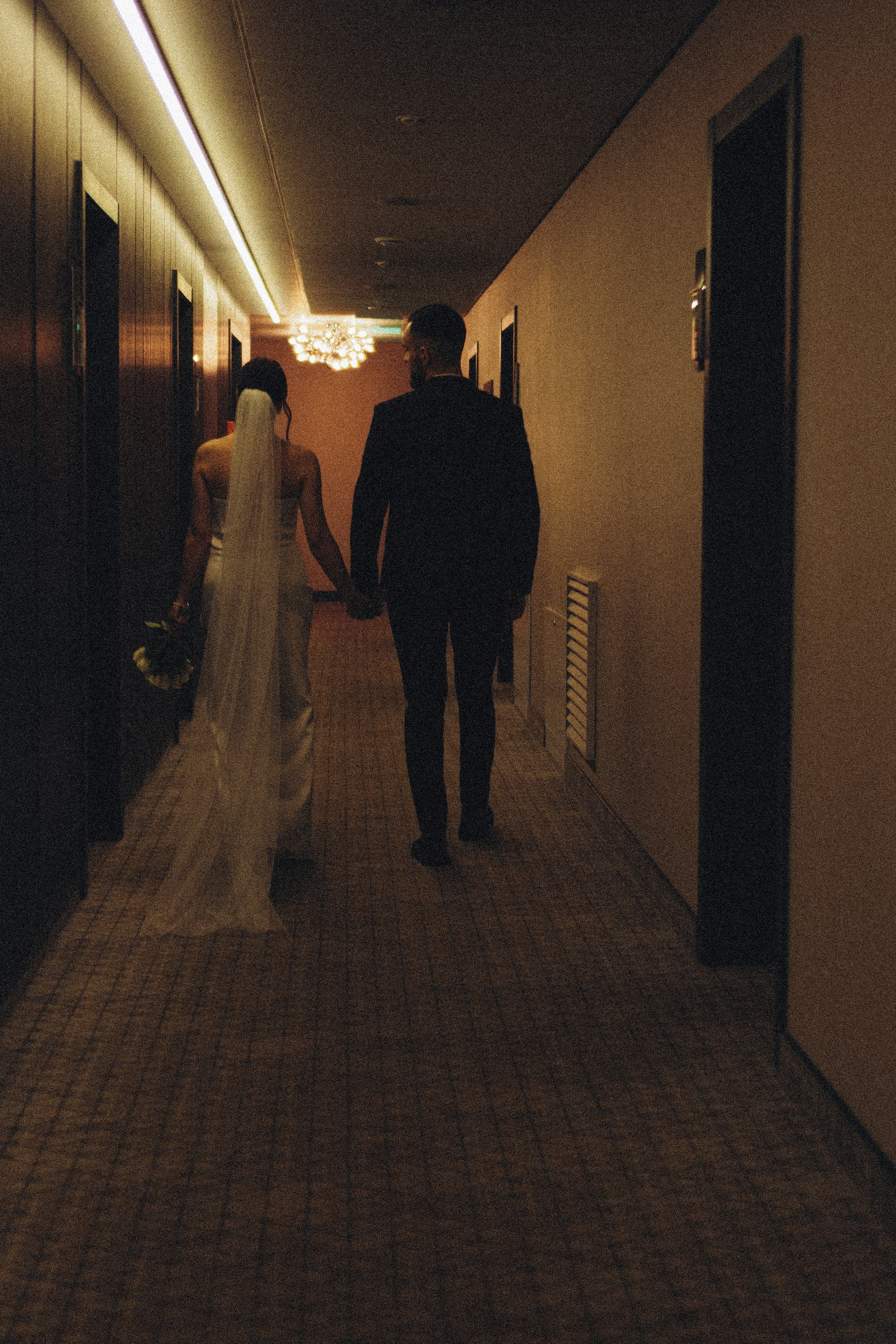 СВАДЕБНАЯ СЬЕМКА СБОРОВ ЖЕНИХА И НЕВЕСТЫ В ОТЕЛЕ И ТАКЖЕ ФОТОСЕССИИЯ В ОТЕЛЕЕ МЕГАПОЛИС БРЯНСК. Профессиональный фотограф, Санкт-Петербург — Виктория Богомолова