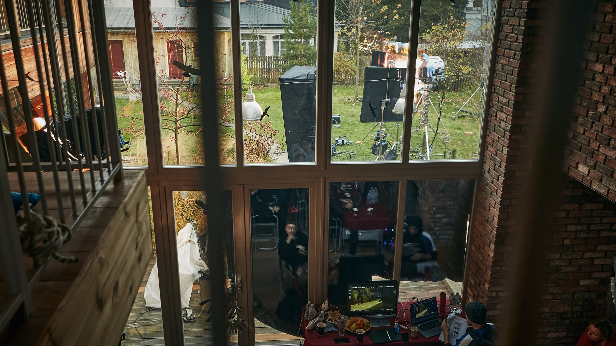 Репортажная съёмка закулисья рекламного проекта — бэкстейдж. Репортажный фотограф в Москве — Дмитрий Тарасов | Съёмка мероприятий, концертов, корпоративов