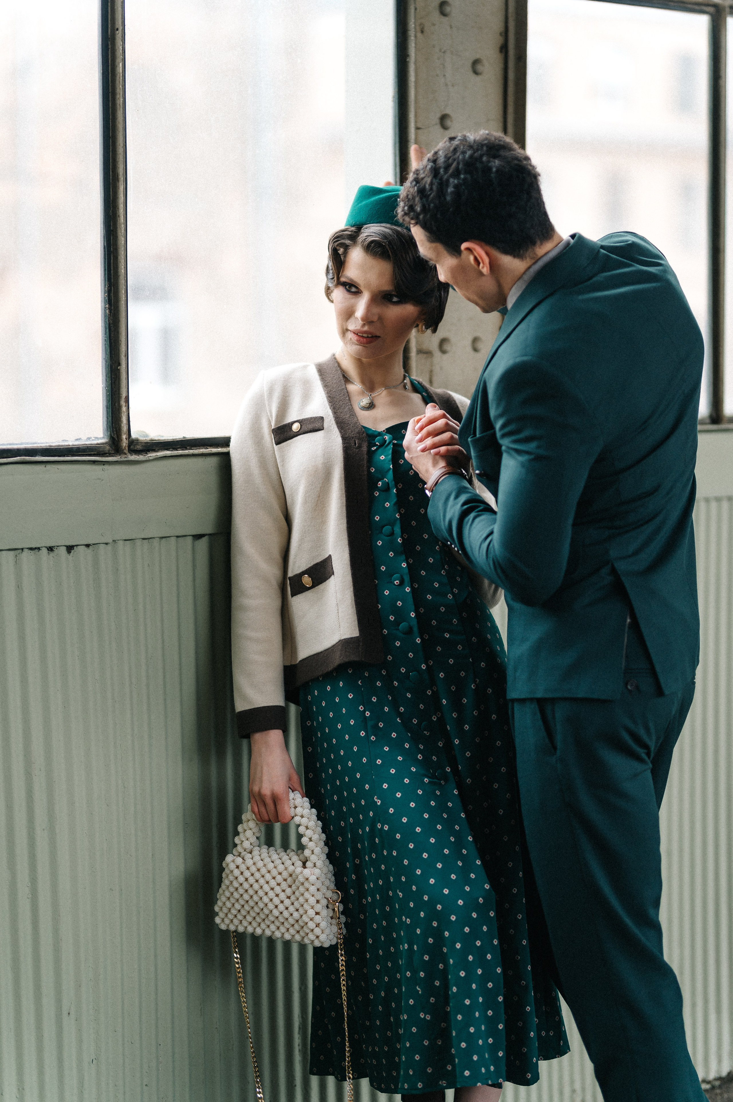 Фотосессия на Витебском вокзале в Санкт-Петербурге. Портретный фотограф Москва Светлана Кашура