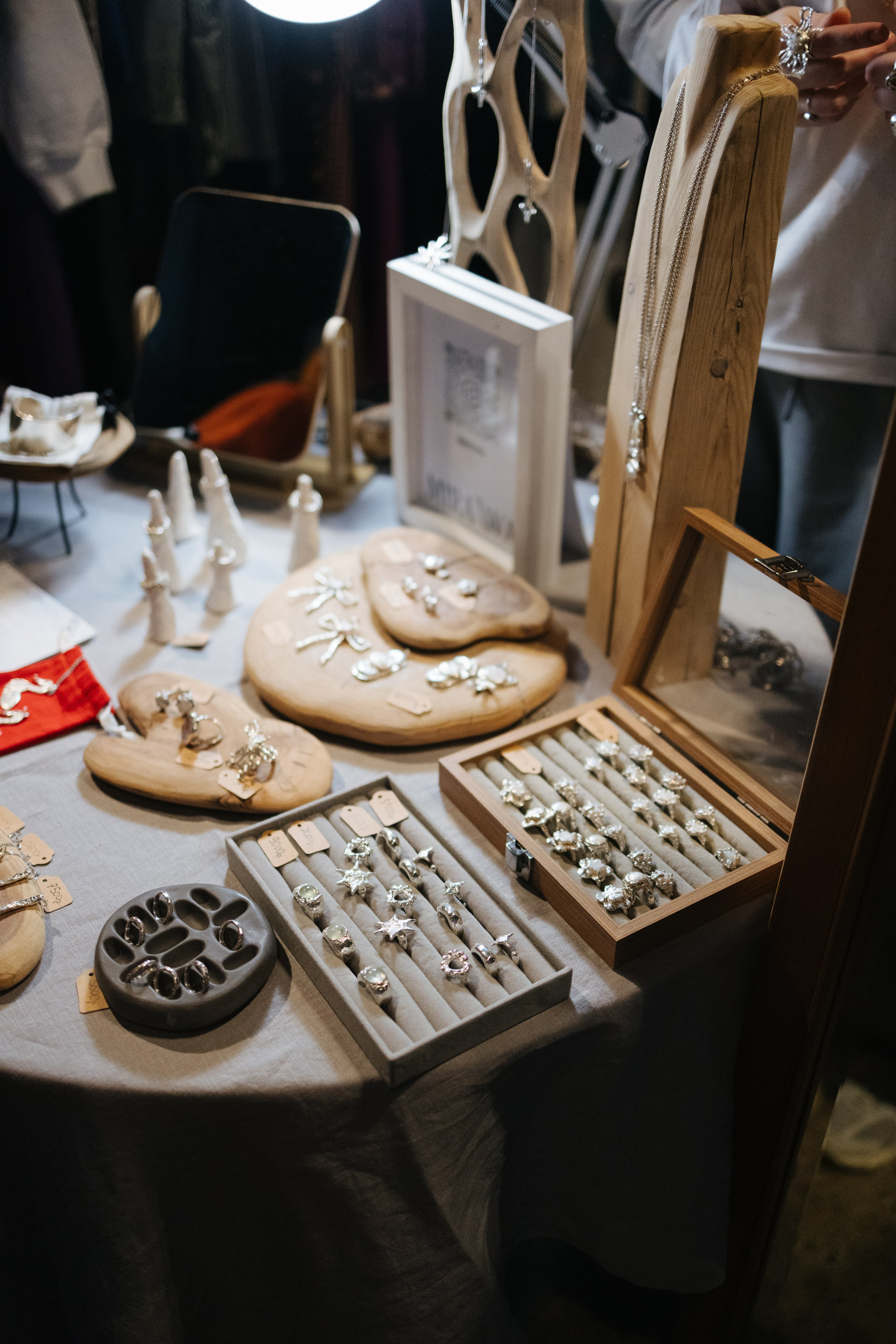 7–8 марта 2025 в пространстве «Три вокзала. Депо» / День 2 / фото Валерий Белобеев. Фотоотчеты «Ламбада-маркета»