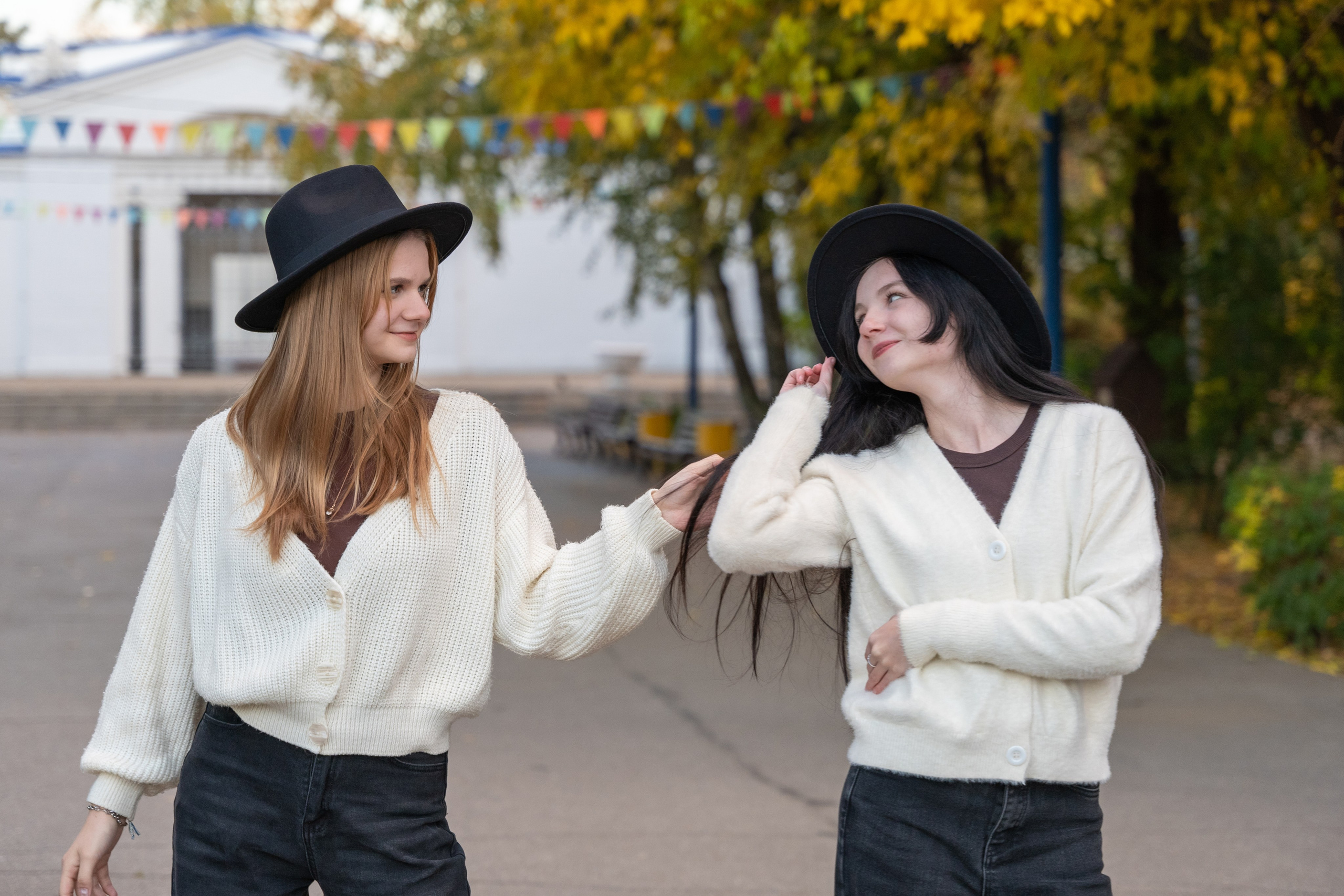 Золотая дружба в осенних красках. Фотограф |Ленинск, Волжский, Волгоград| Наталья Савилова
