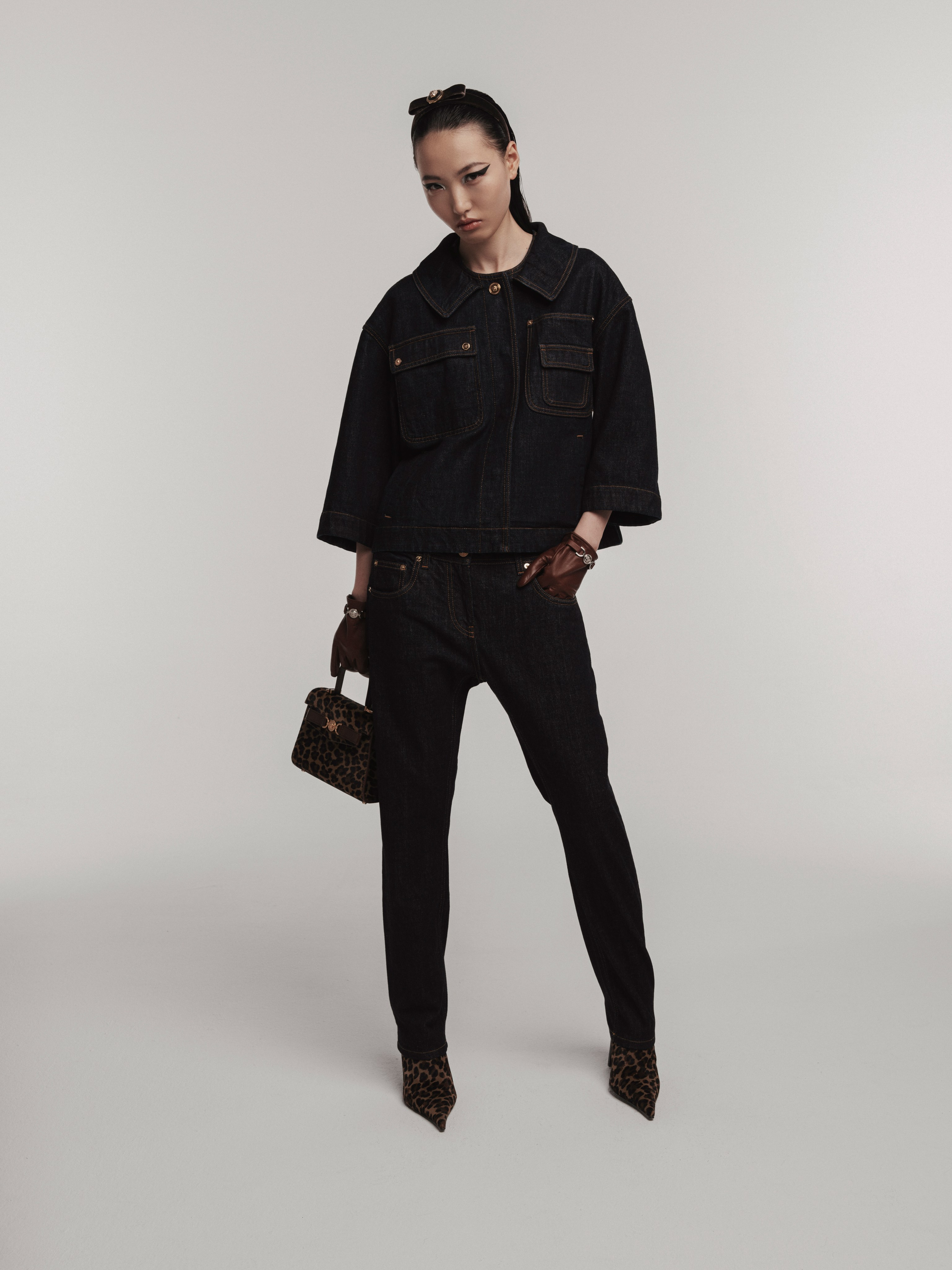 For L’Officiel Singapore. Retoucher Sveta Nestyuk