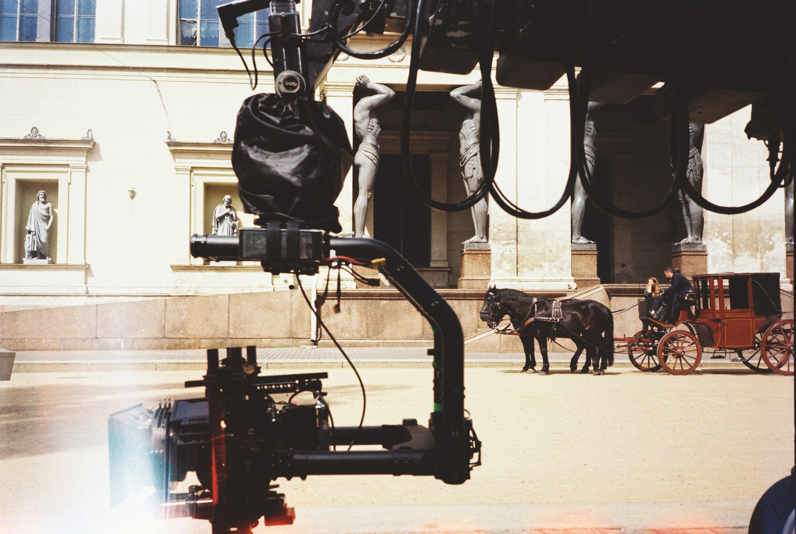 Фотографии цветные. Свадебный и семейный пленочный фотограф в Петербурге Истомина Ирина