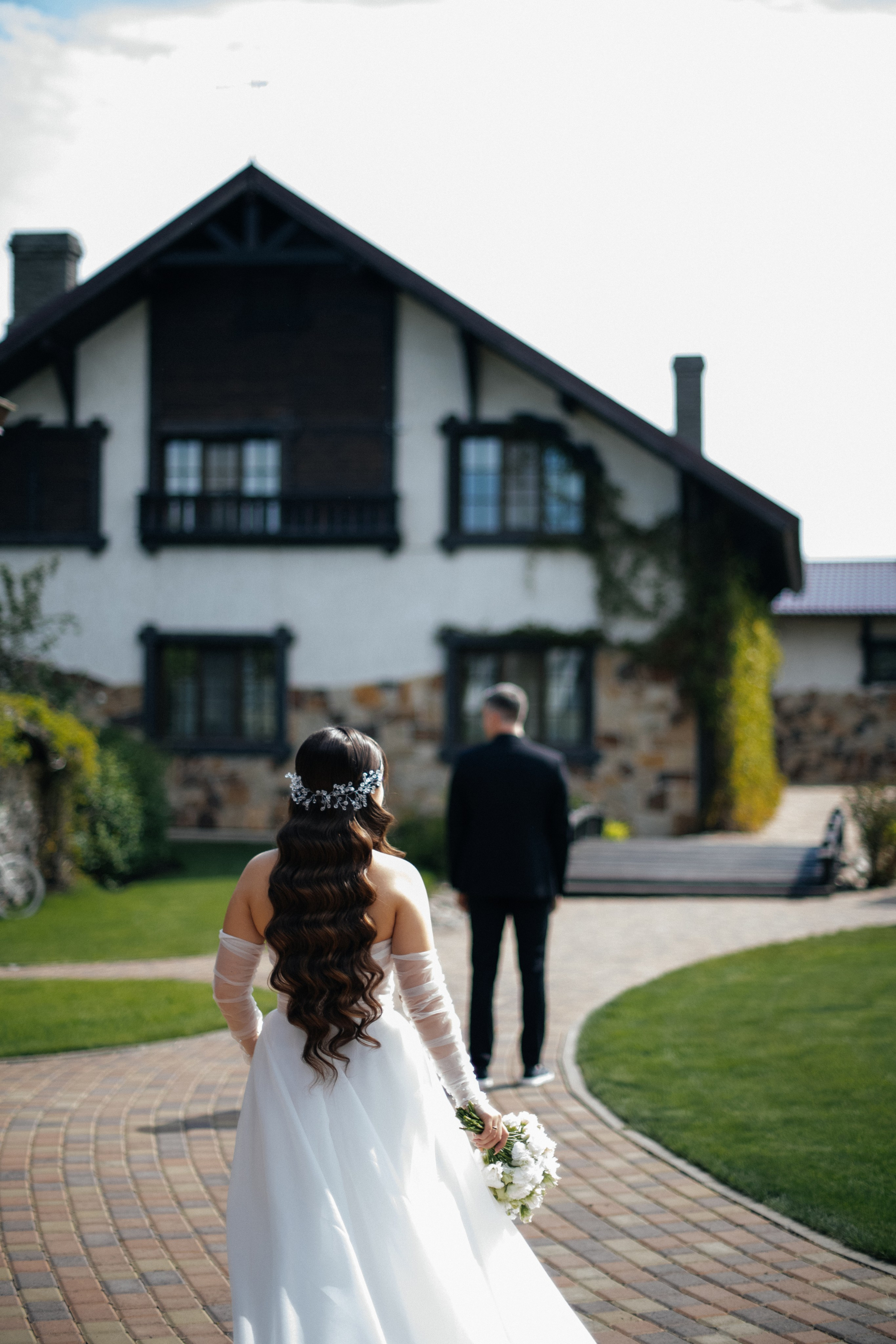 alt="Свадебная фотосессия в Барнауле. Свадебный фотограф Анна Глухова"