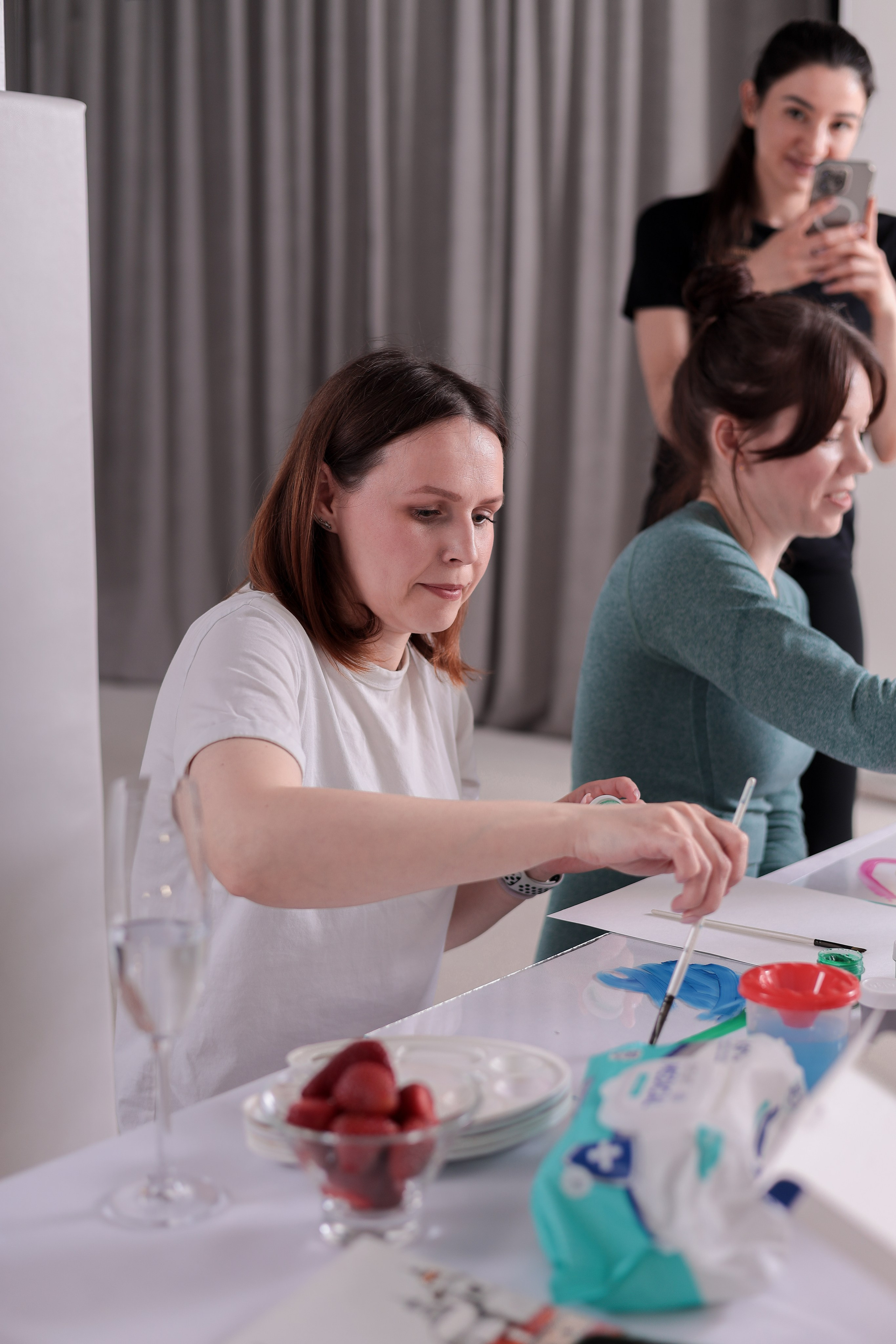 Арт-терапия + аэройога. Фотограф Надршина Лилия