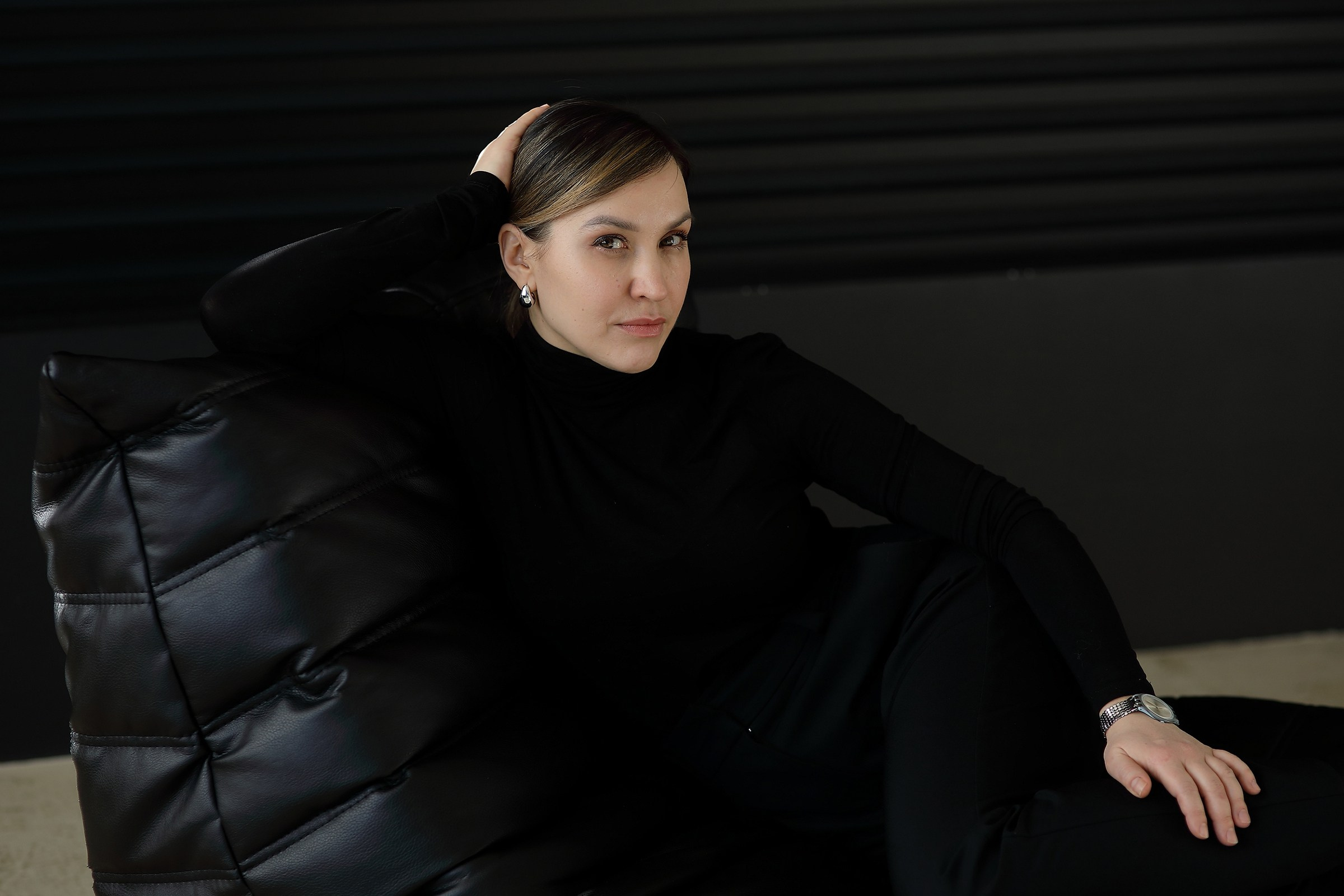 Фотосессия делового портрета в Екатеринбурге. Свадебный и семейный фотограф и видеограф в Екатеринбурге Полянские Тимур и Анастасия