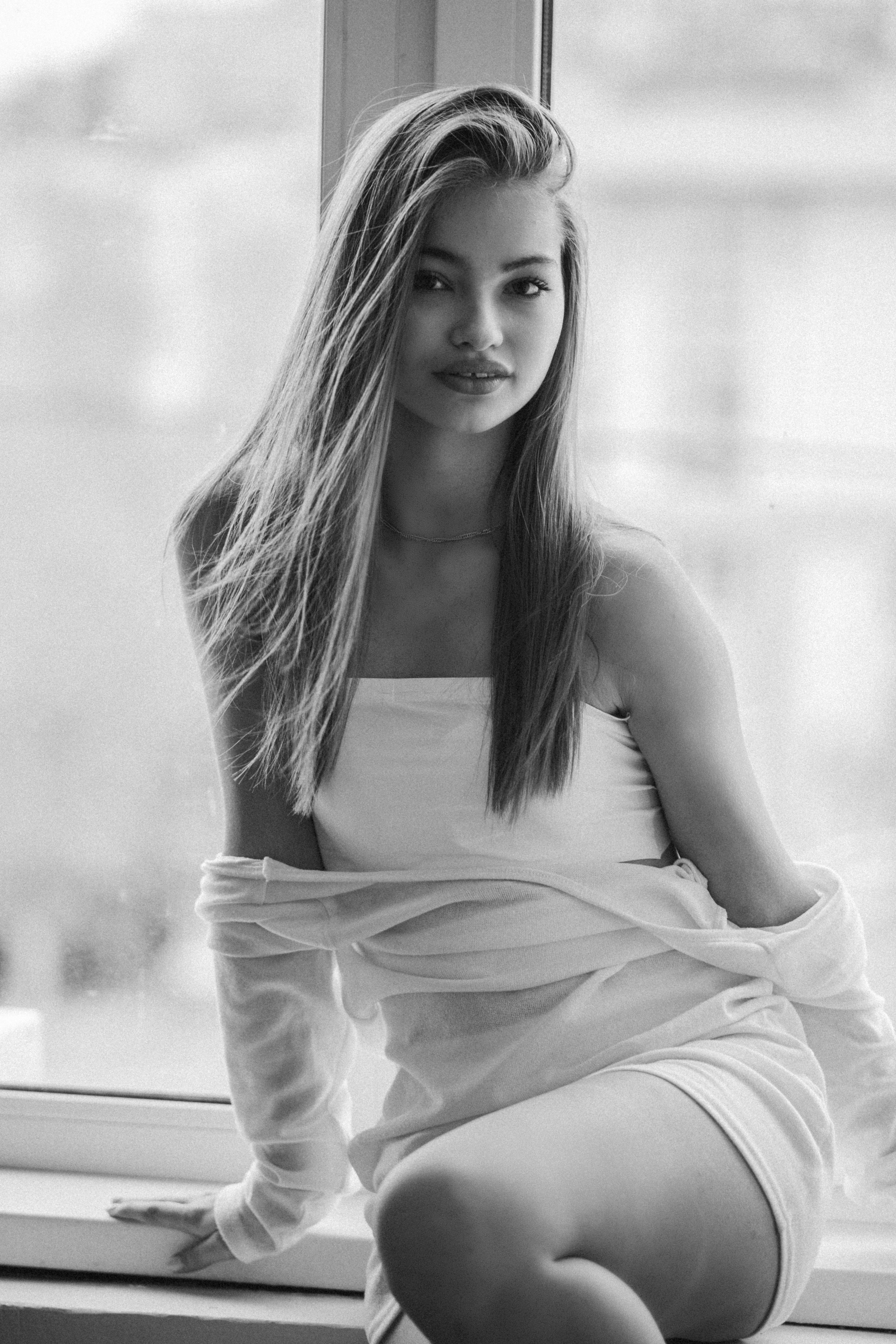 Alina. Я — Алёна и я фотографирую красиво (е)
