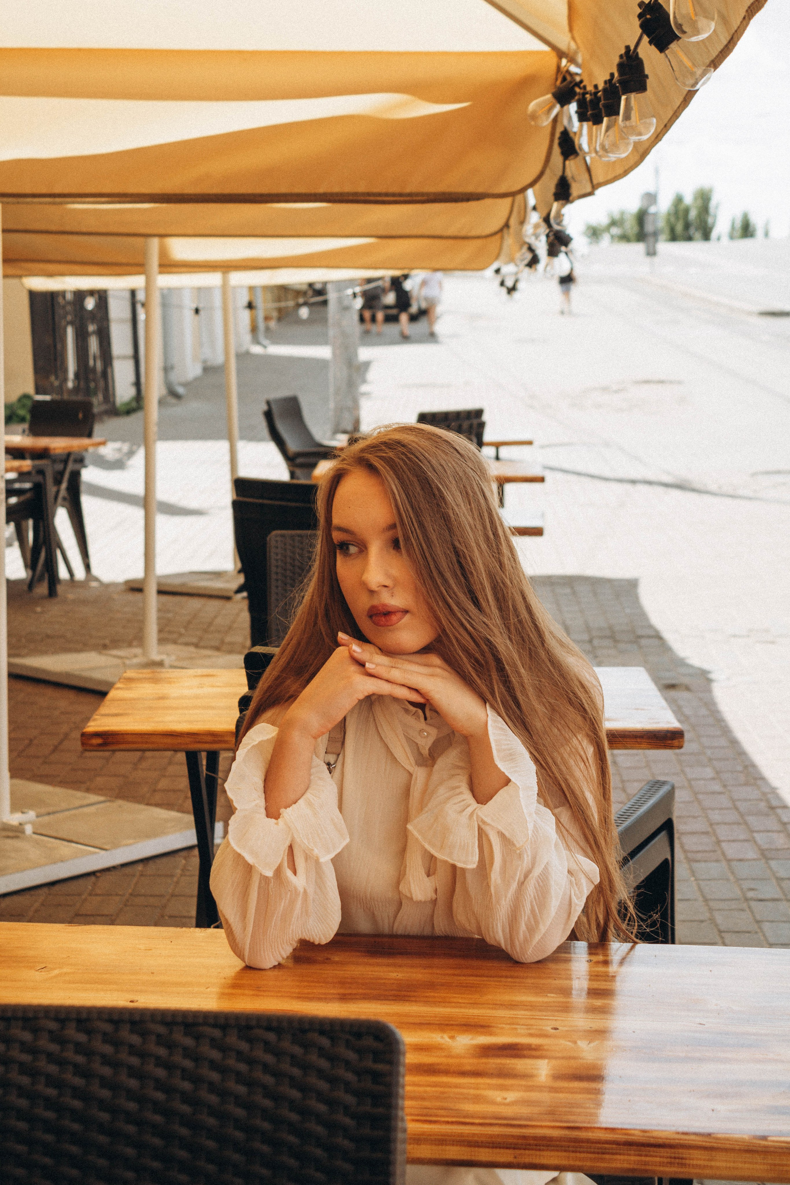 Sofiya. Я — Алёна и я фотографирую красиво (е)