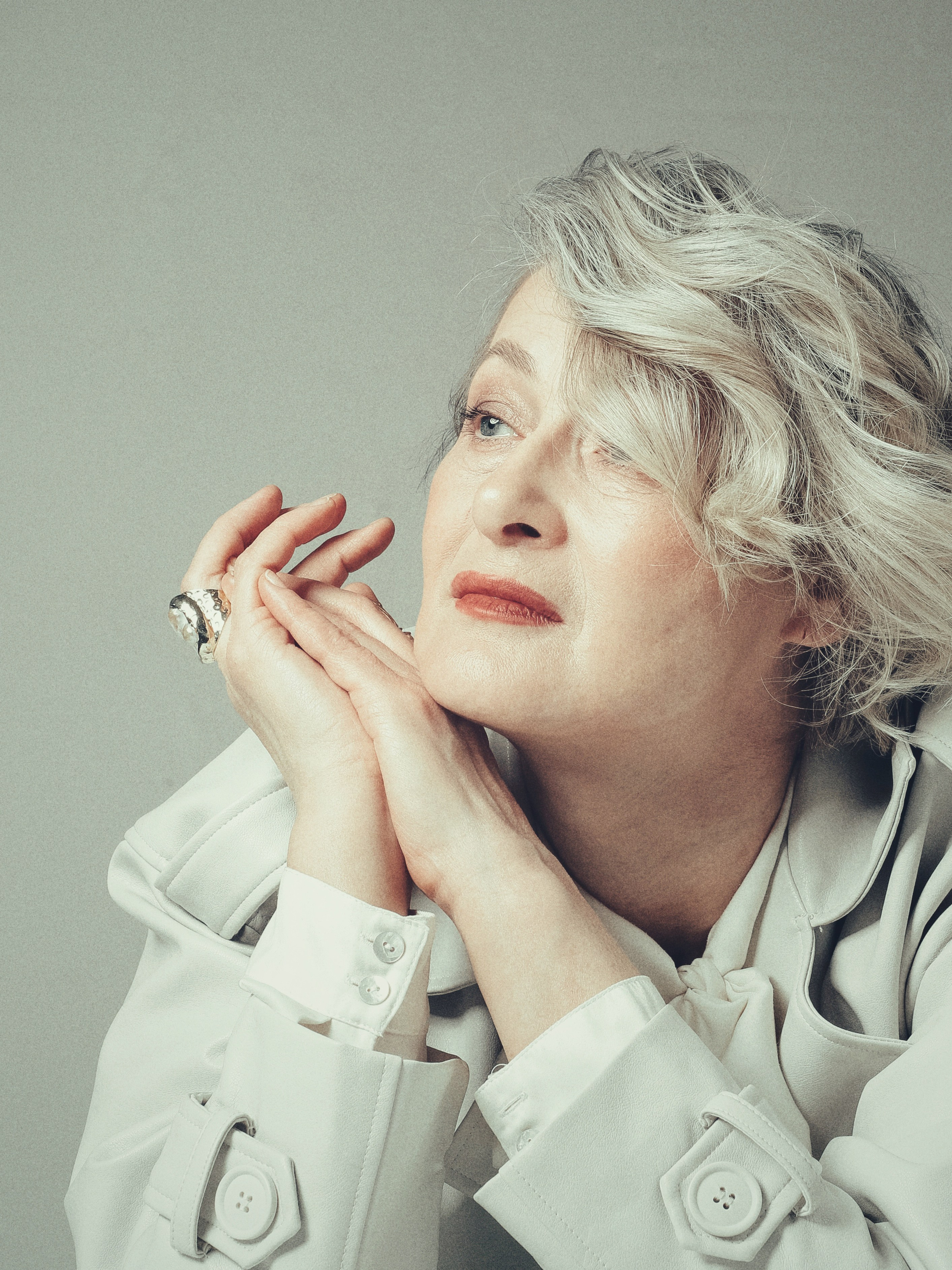 Возрастной женский портрет. Фотограф Евгения Никишина