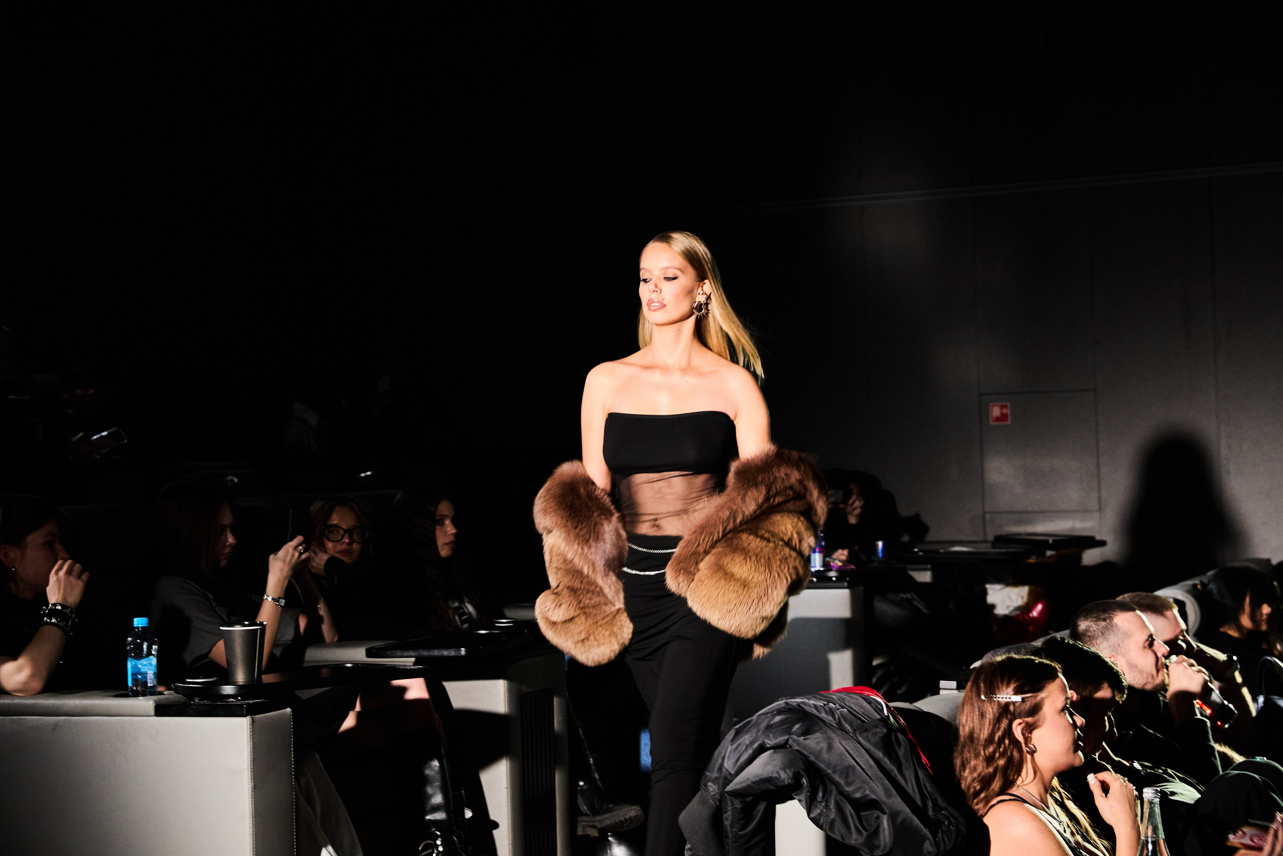 Показ Saint.Sound. Фотограф в Санкт-Петербурге, Москве Надежда Дёмина