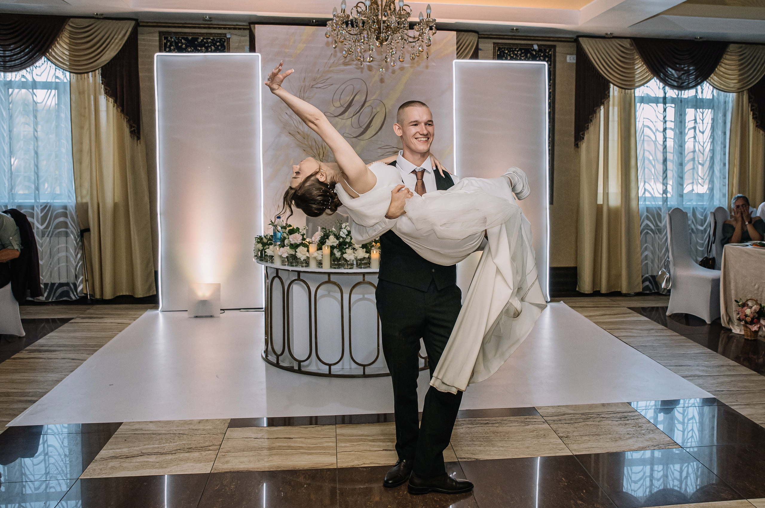 Данила и Даша. Свадебный и семейный фотограф Самара и Самарская область Дарья Зарипова