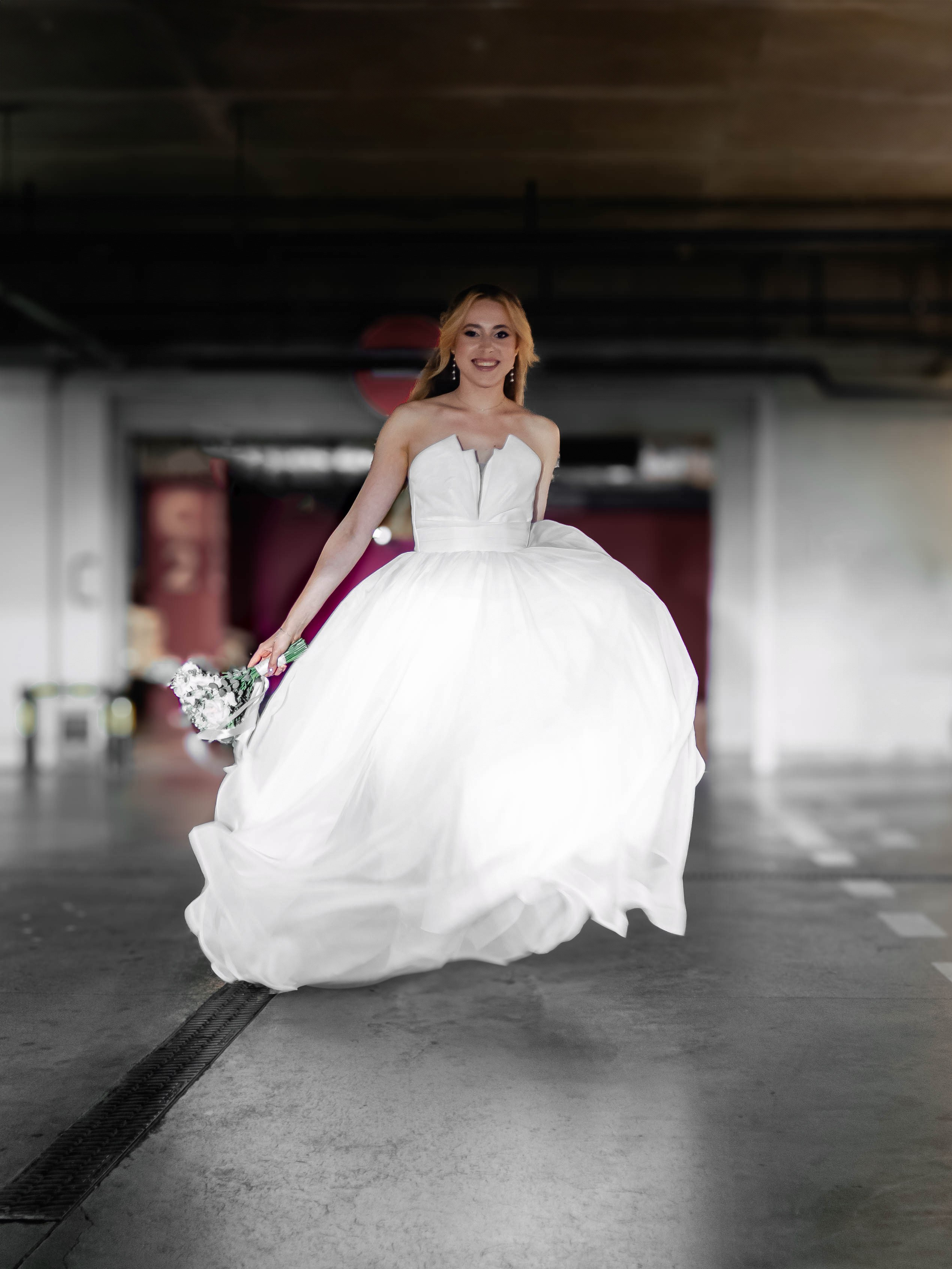 Свадьба — парковка Моремолл. Фотограф в Сочи