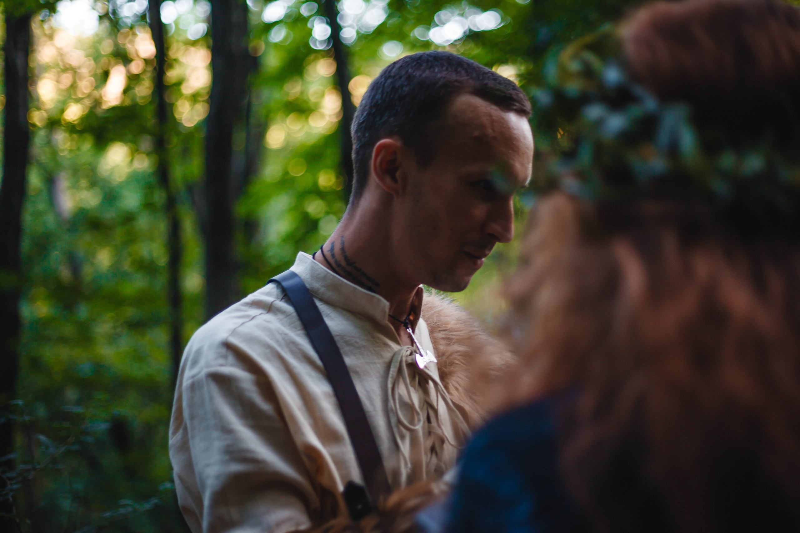 Клип. Уличный фотограф Города N