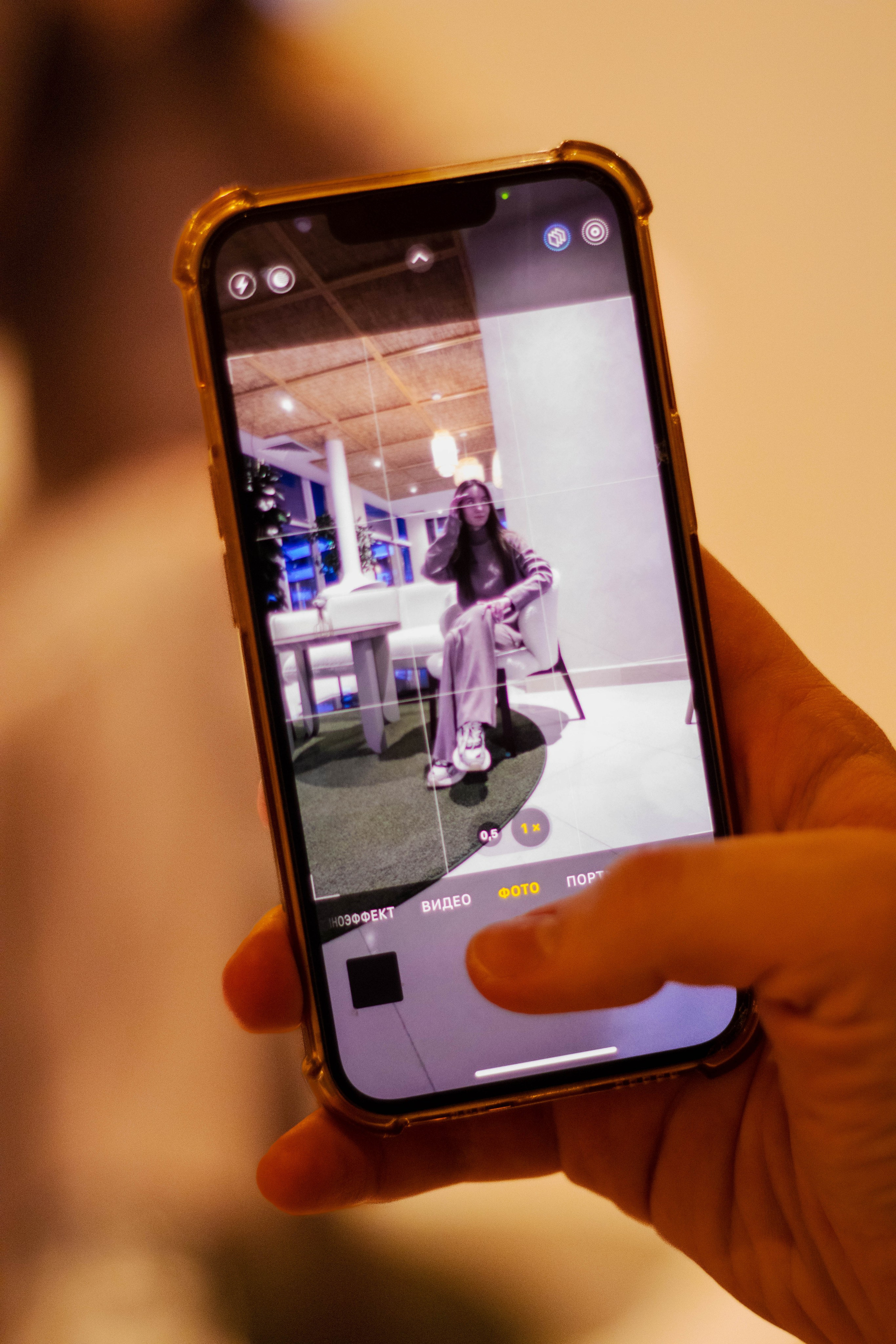 «Шепот влюбленных душ». Уличный фотограф Города N