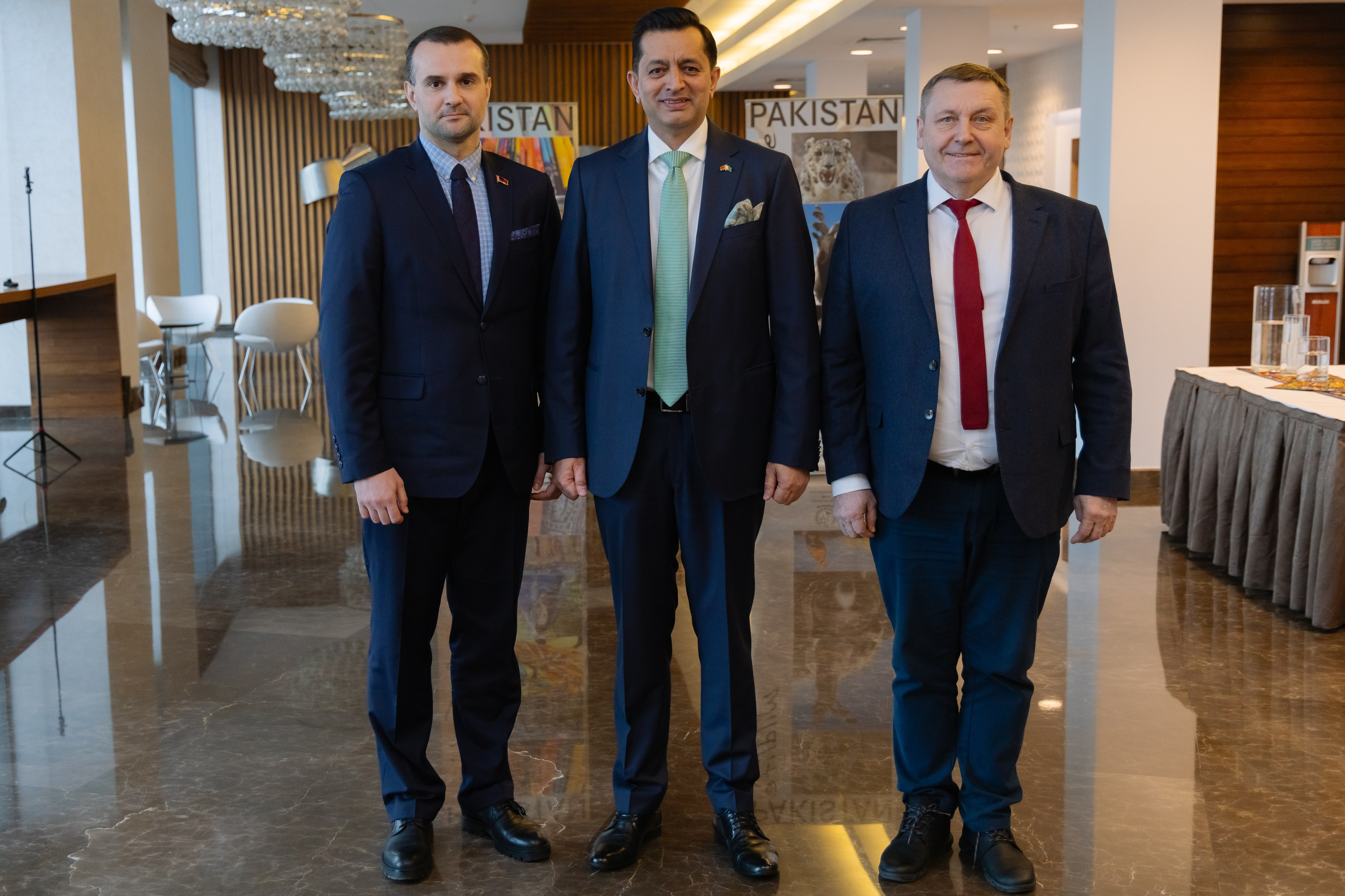 Фотосъемка делегации Пакистана в Беларуси в отеле Марриотт. Свадебный фотограф в Минске/Беларуси Сергей Спиридонов