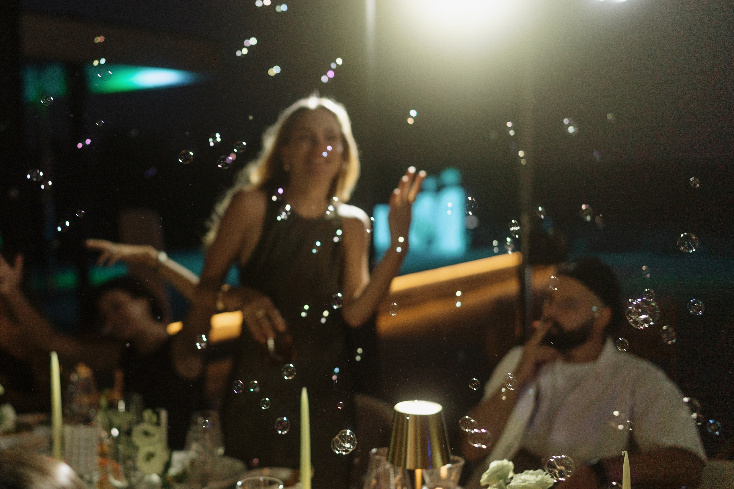 Стреляй пузырями, целуйся всерьез!. Свадебный и портретный фотограф Алена Седининна в Крыму