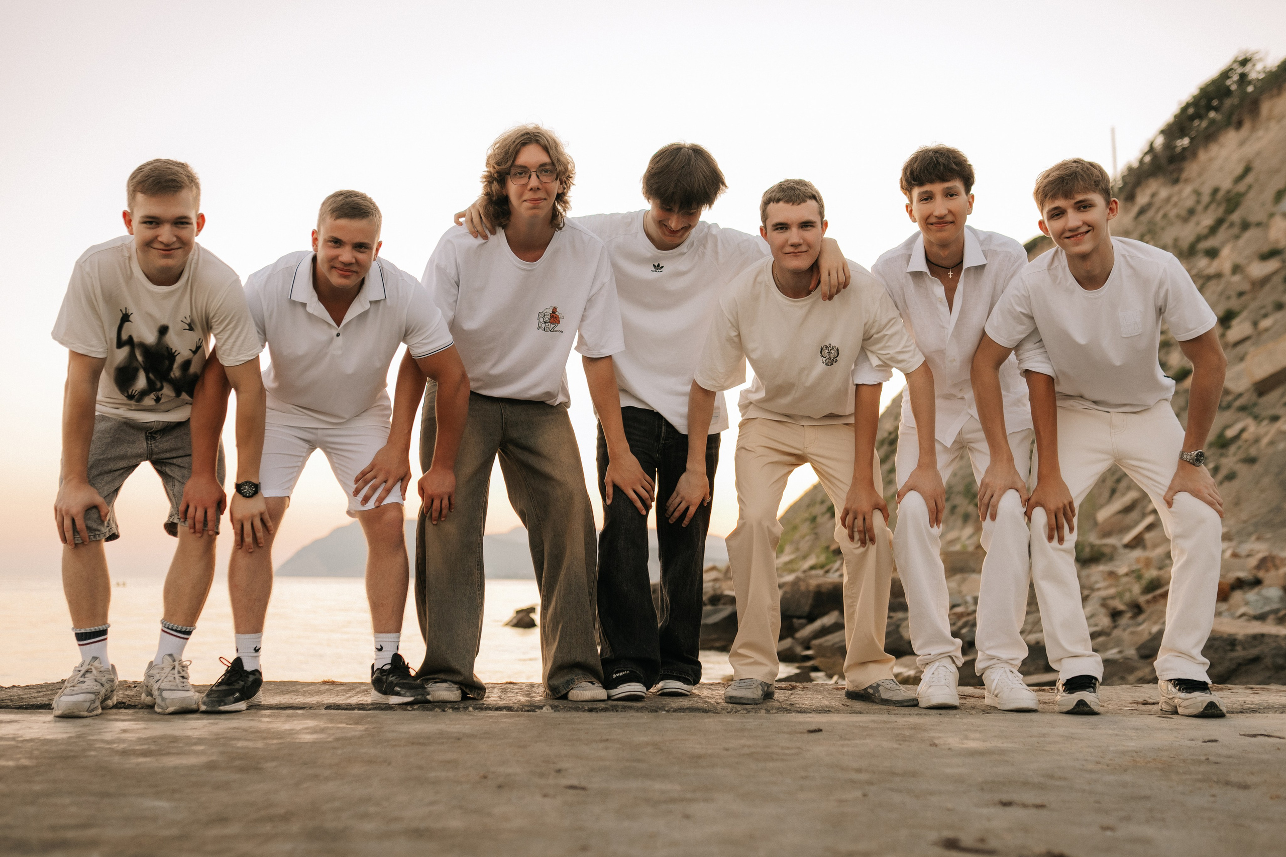 Скалы Широкая балка- старшая школа. Выпускные альбомы Натальи Бутко: Новороссийск, Анапа, Геленджик