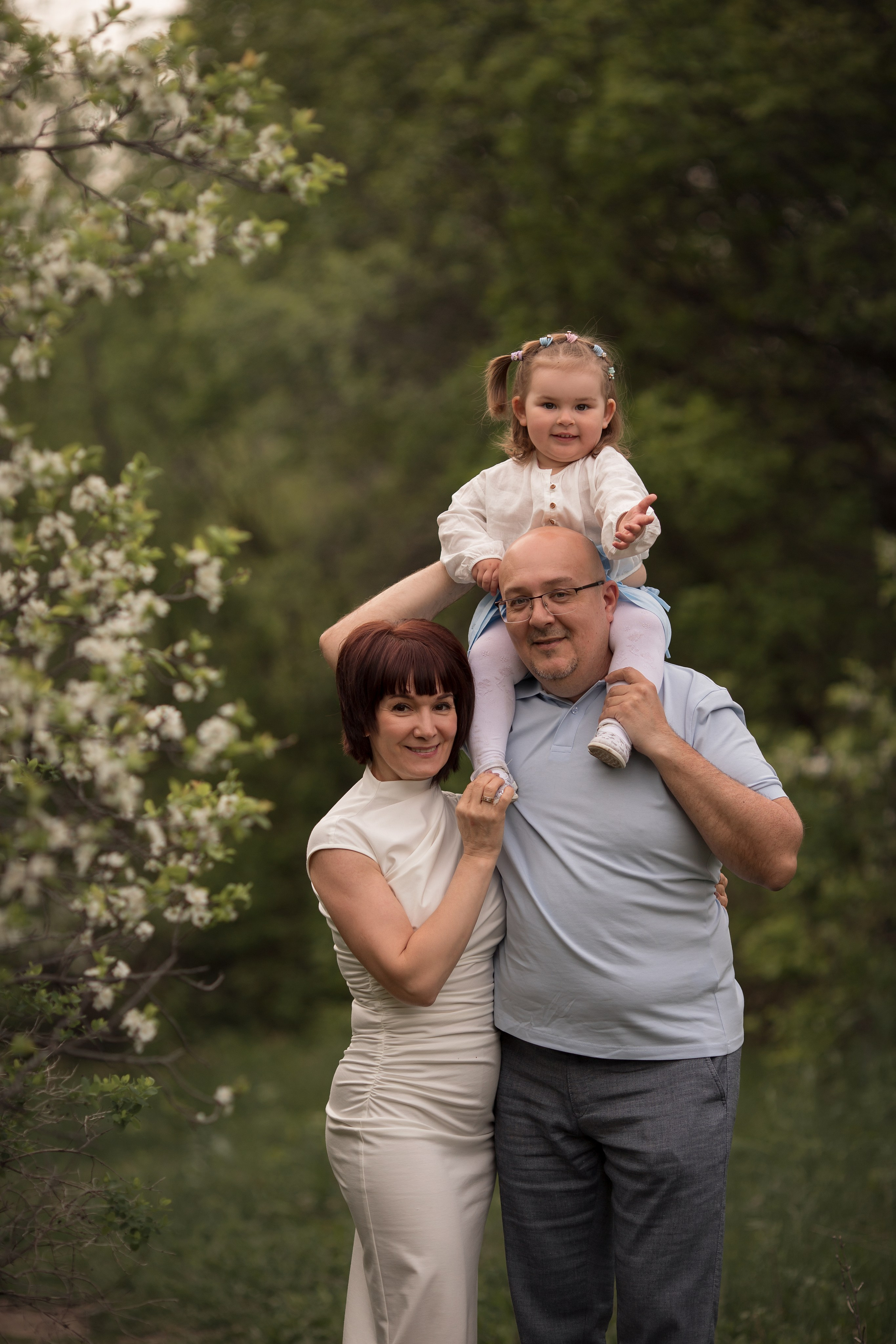 Цветущий апрель. Семейный и детский фотограф в Саратове Полина Коткина