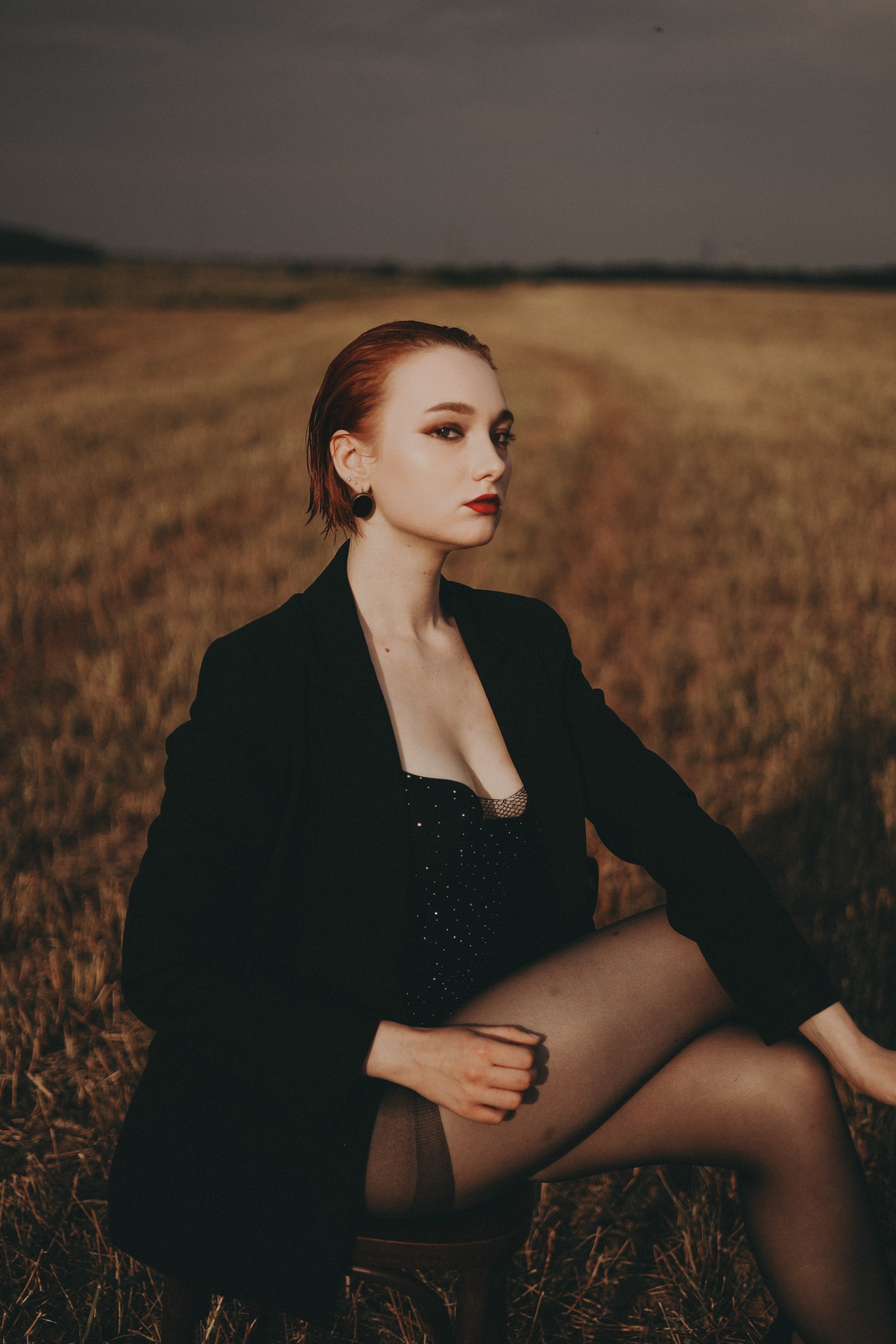 Дарья|Поле. Фотограф Мария Лаенко