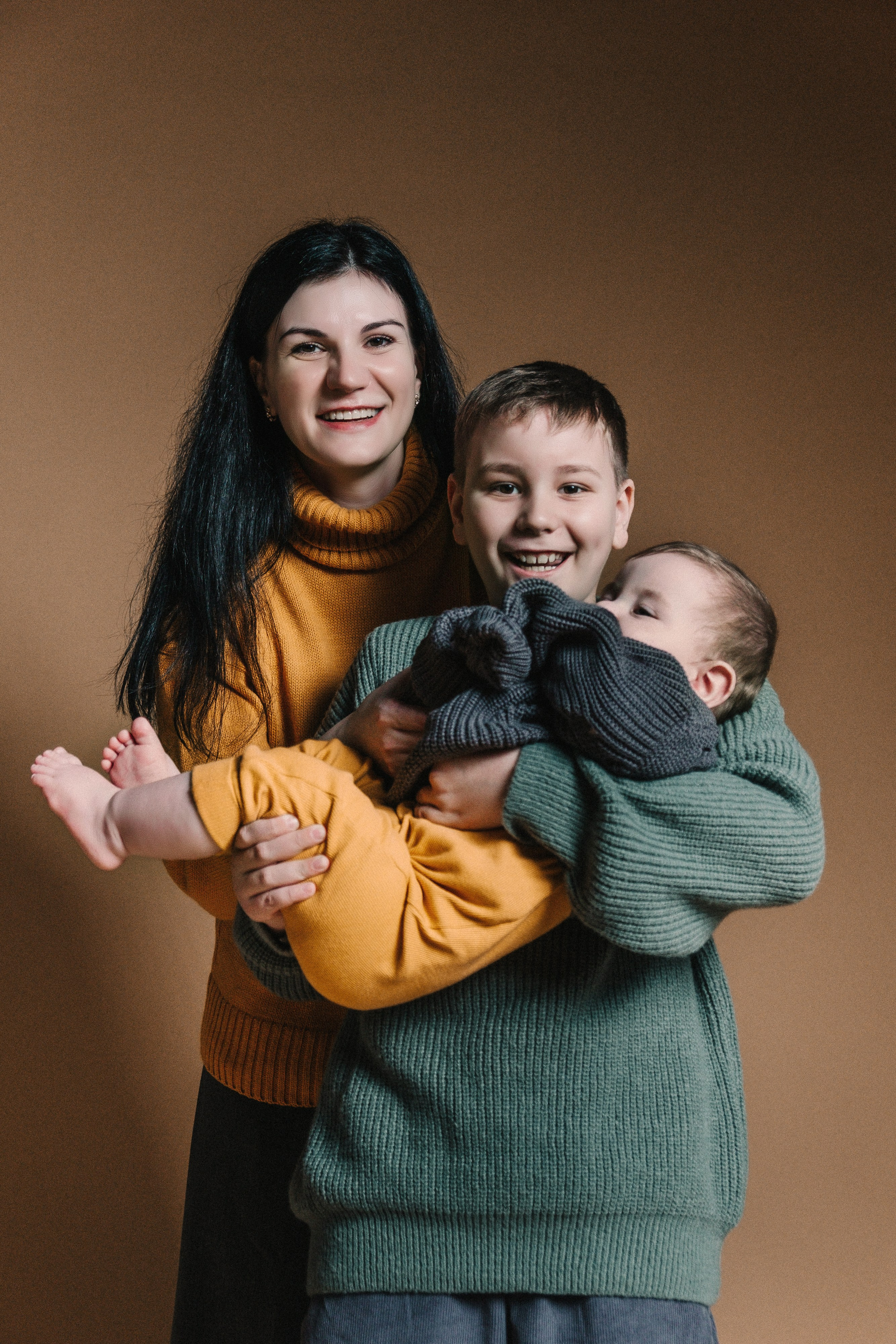 Людмила и сыночки. Самойленко Надежда фотограф