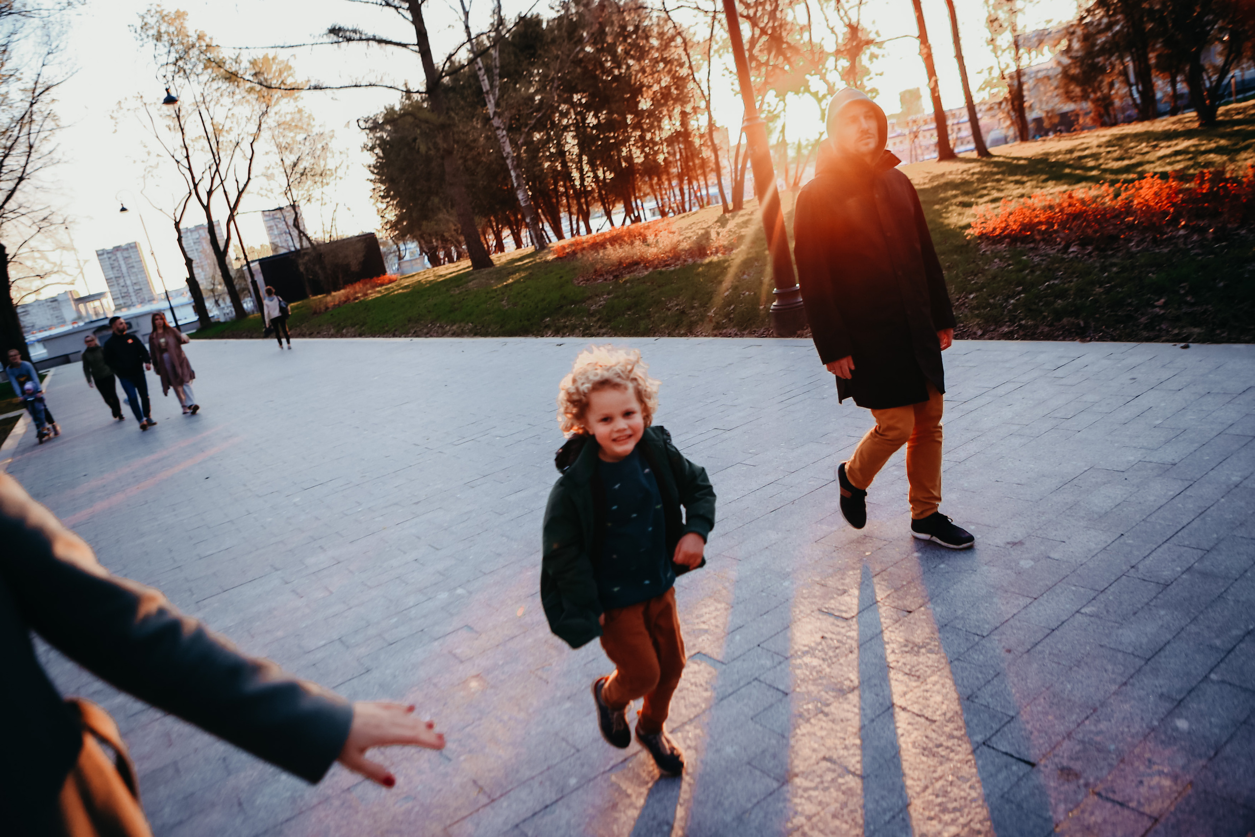 Речной вокзал для троих)). Фотограф на Новой риге и в Москве Елена Елис