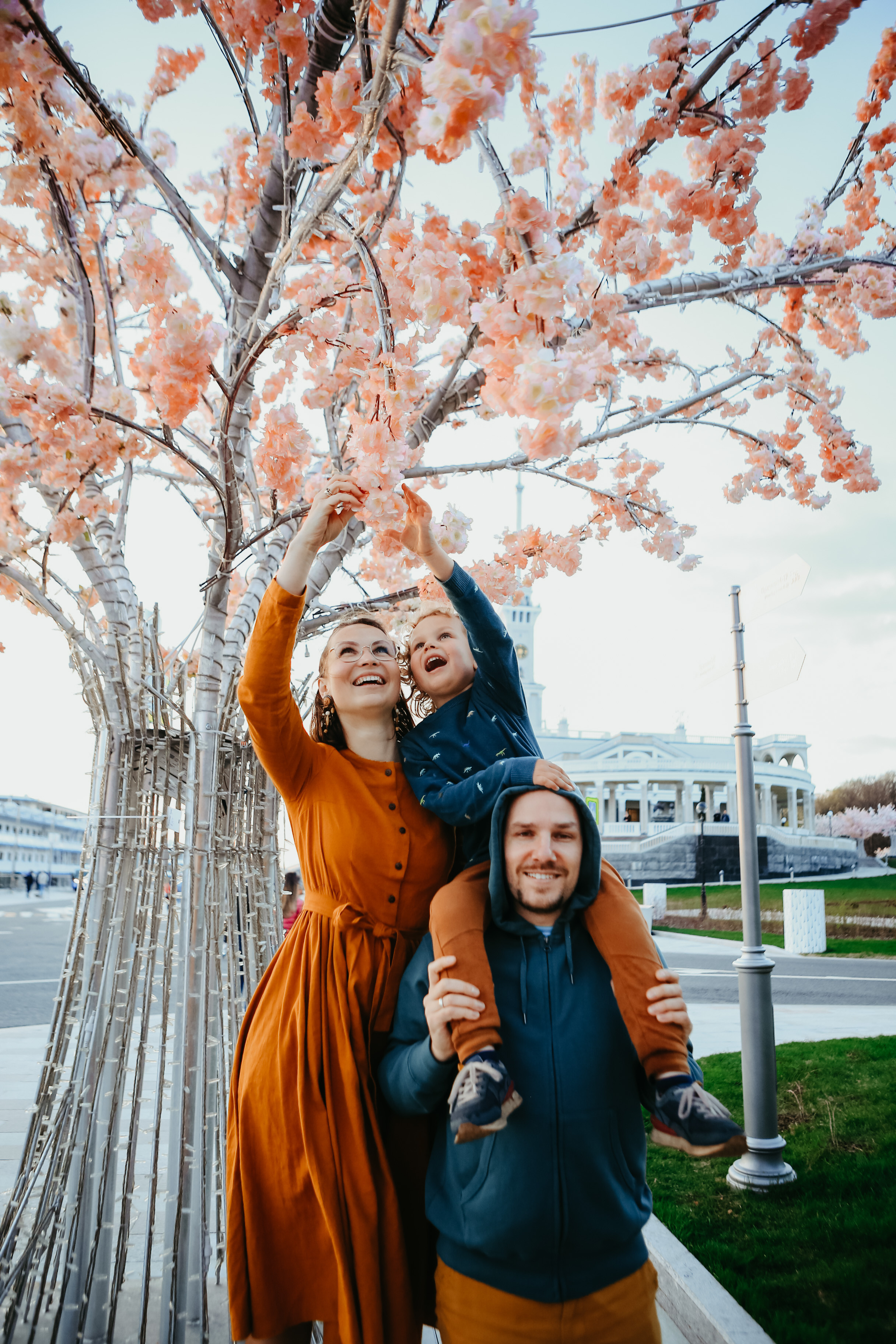 Речной вокзал для троих)). Фотограф на Новой риге и в Москве Елена Елис