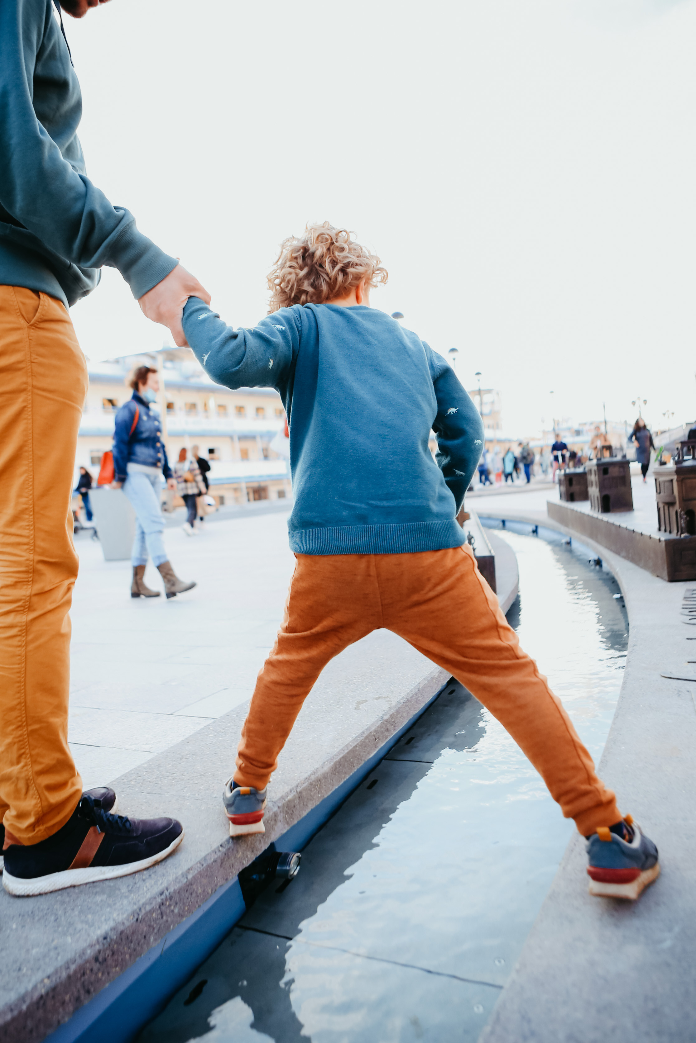 Речной вокзал для троих)). Фотограф на Новой риге и в Москве Елена Елис