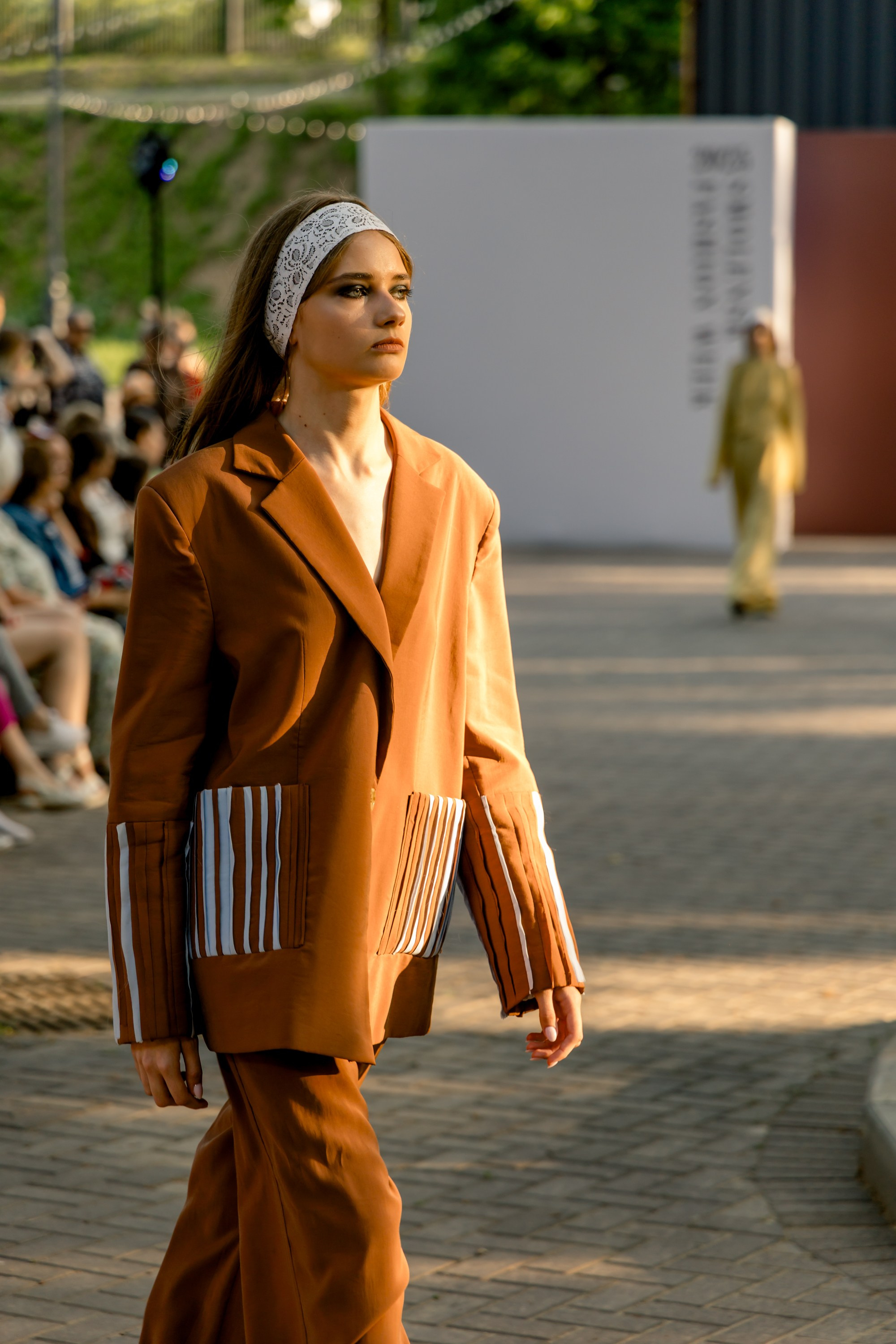 Smolensk Fashion Week 2025_показы_ДЕНЬ 1_ВЕЧЕРНИЙ ПОКАЗ_19:00. Главная