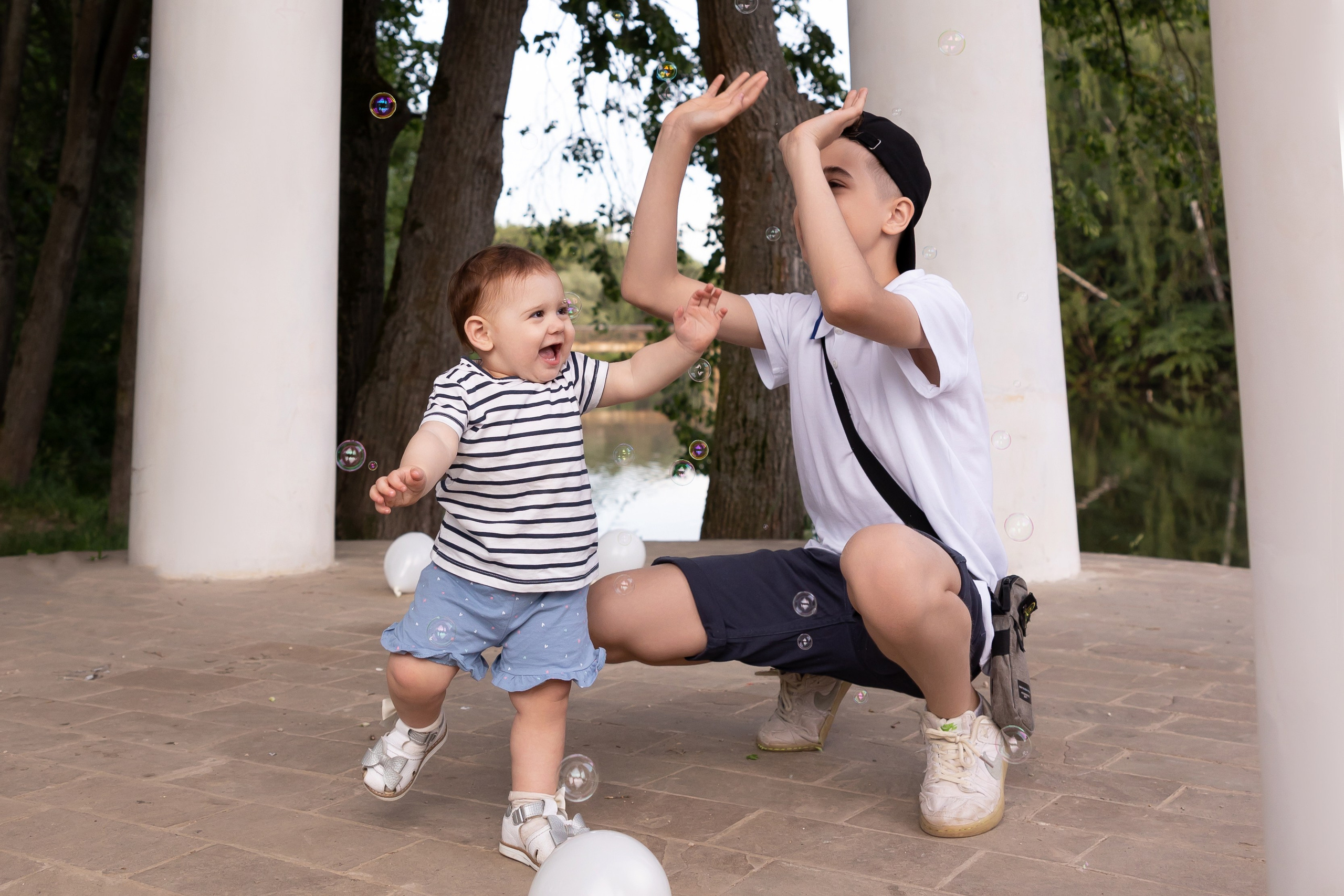 Прогулка в парке. Сказочный фотограф для Вас и Вашей семьи