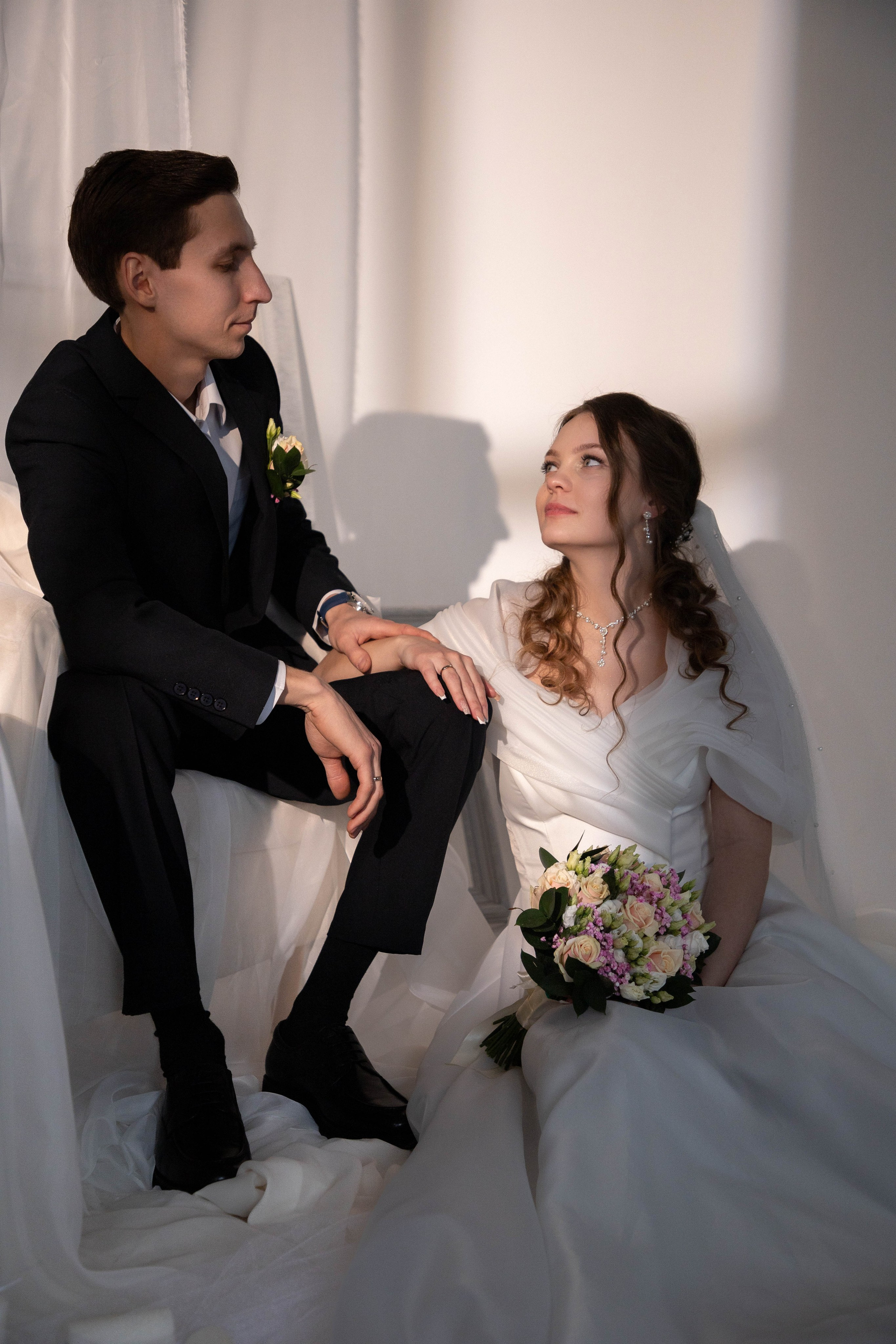 Свадебная фотосессия в студии. Фотограф Анастасия Тихонова