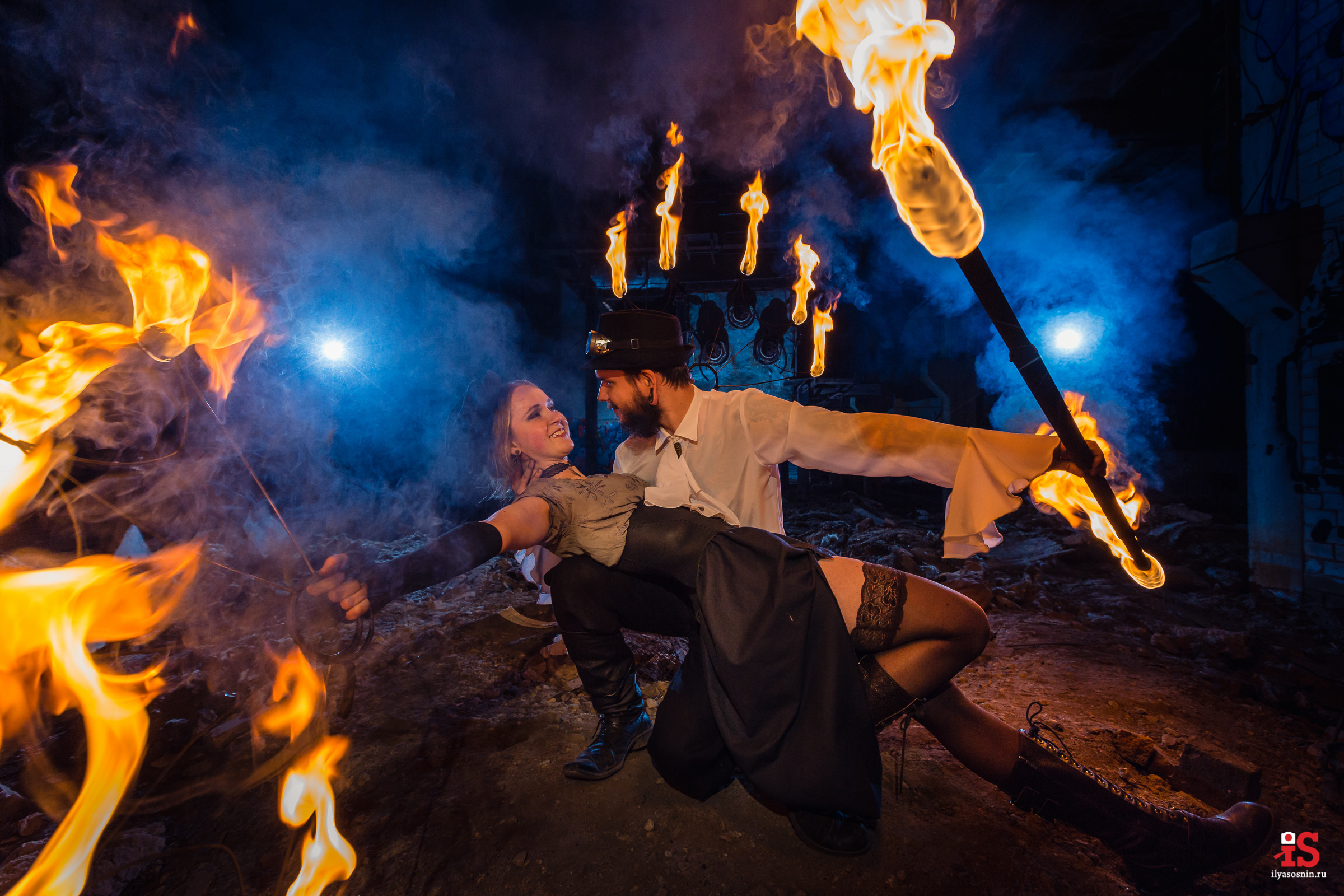 Плетущие огонь. Профессиональный фотограф Петрозаводск Илья Соснин