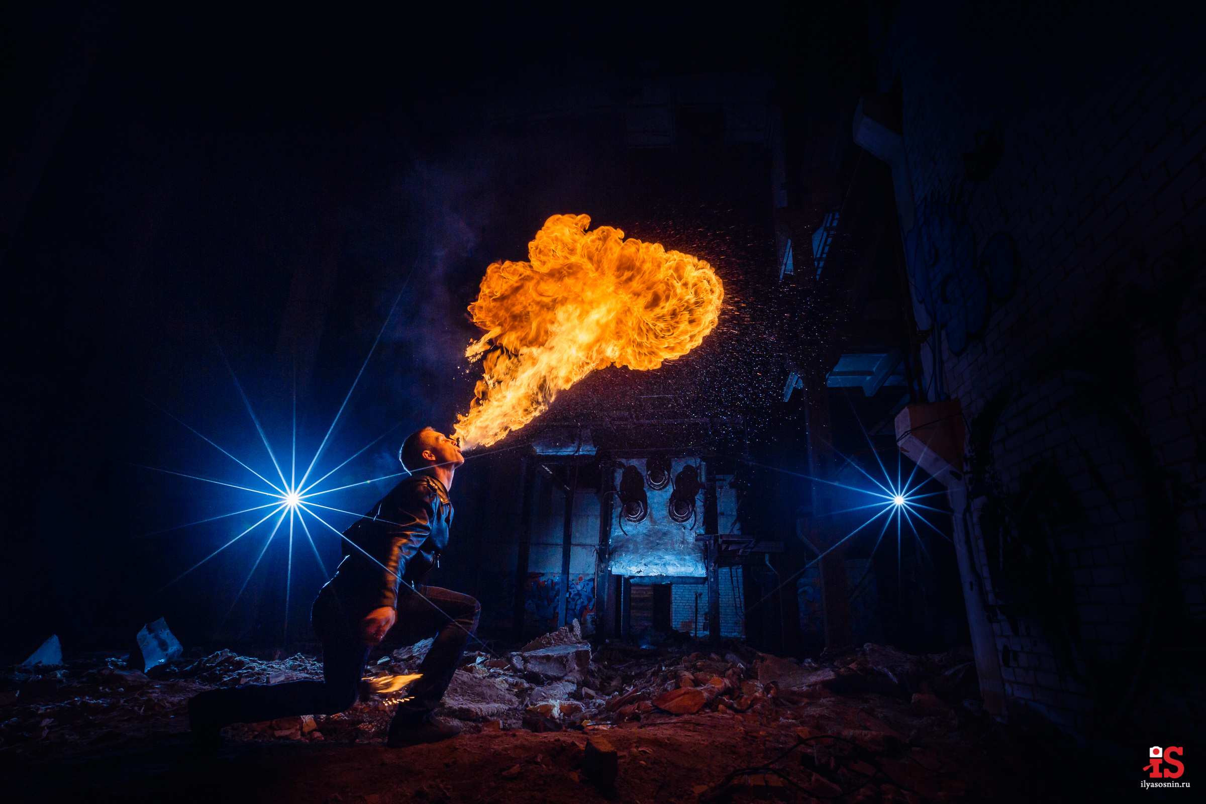 Плетущие огонь. Профессиональный фотограф Петрозаводск Илья Соснин