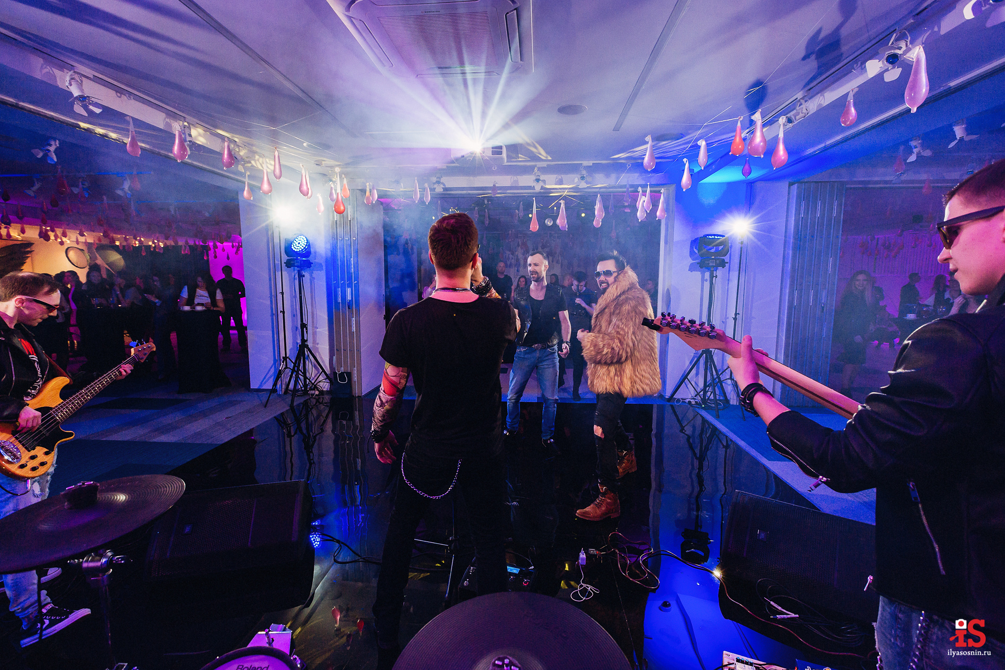 Карелия события, репортажи событий Птз, Репортажное фото, фото событий, репортажный фотограф Птз, съемка концертов, съемка выпускных, фотограф на выпускной, фотограф на корпоратив Петрозаводск, события, мероприятия фото, концерты, корпоративы, выставки, торжества, тимбилдинг, выставки, презентации