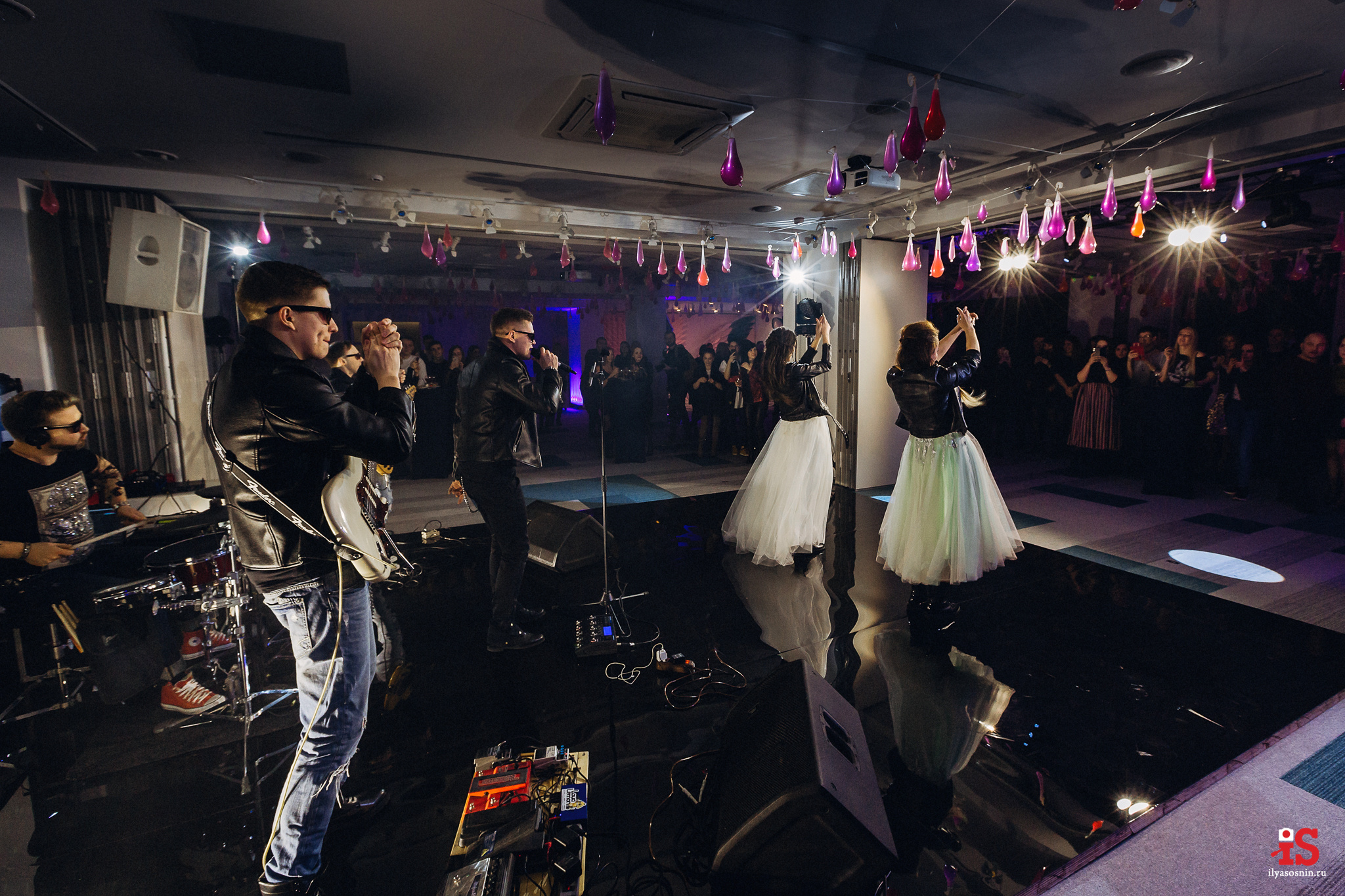 Карелия события, репортажи событий Птз, Репортажное фото, фото событий, репортажный фотограф Птз, съемка концертов, съемка выпускных, фотограф на выпускной, фотограф на корпоратив Петрозаводск, события, мероприятия фото, концерты, корпоративы, выставки, торжества, тимбилдинг, выставки, презентации