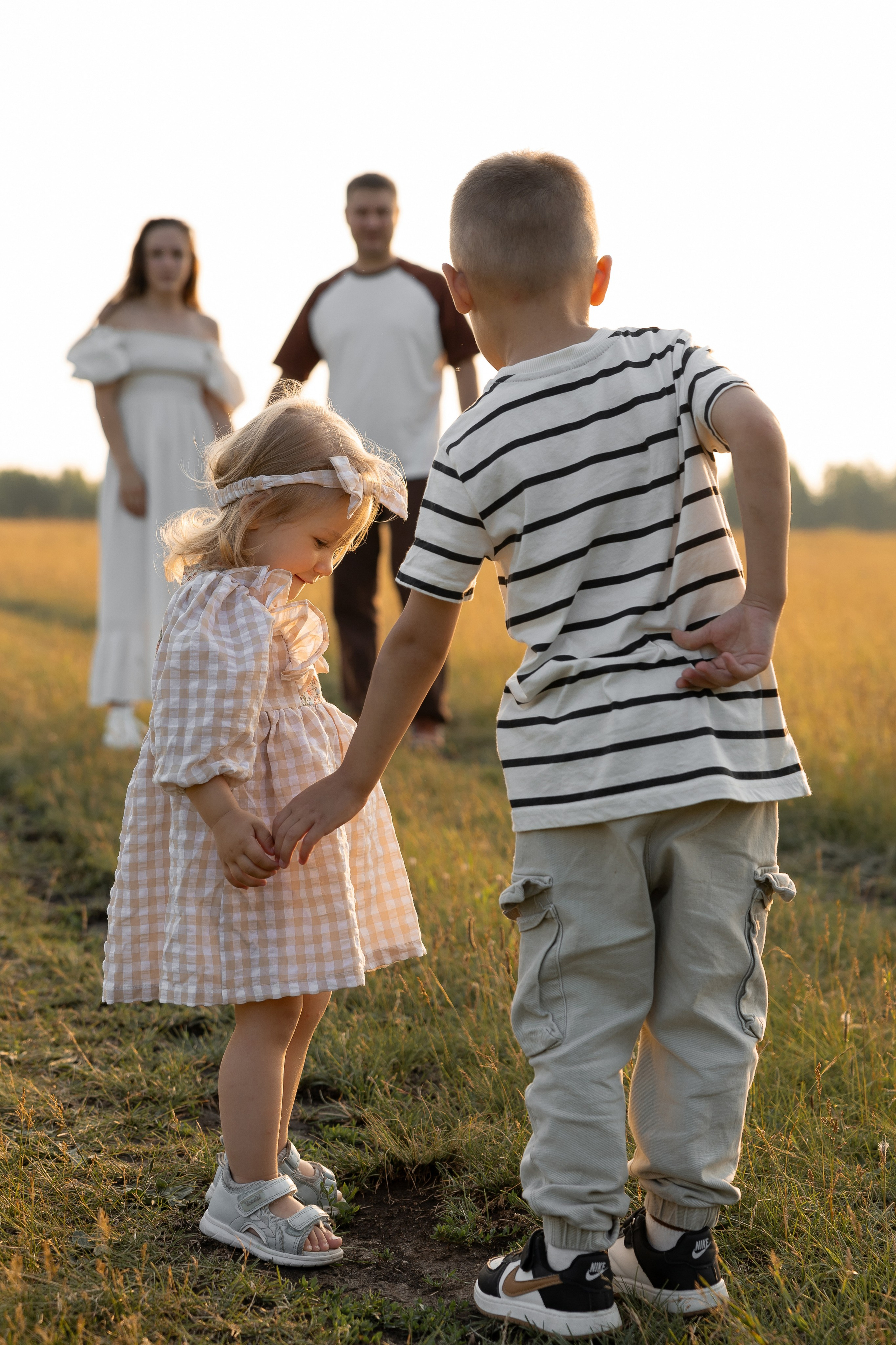 В поле. Семейный и свадебный фотограф в Челябинске Мария Леонтьева