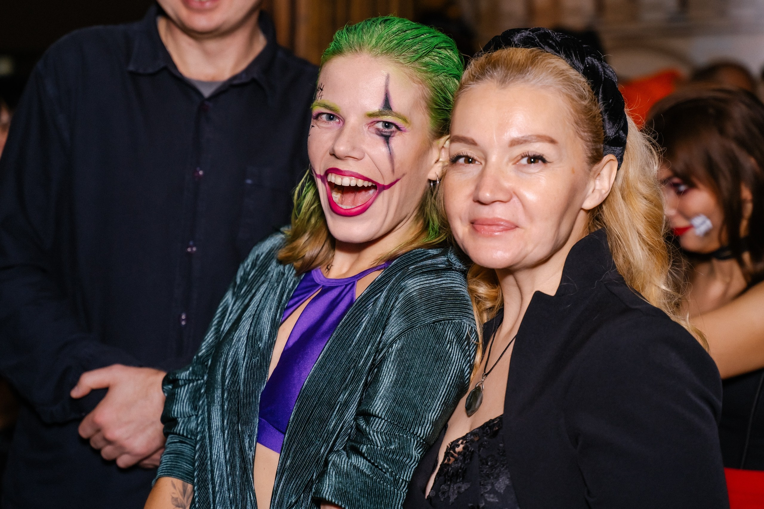 Зловещие попотрясы. Клубная вечеринка | 02.11.24. Галерея Фантим