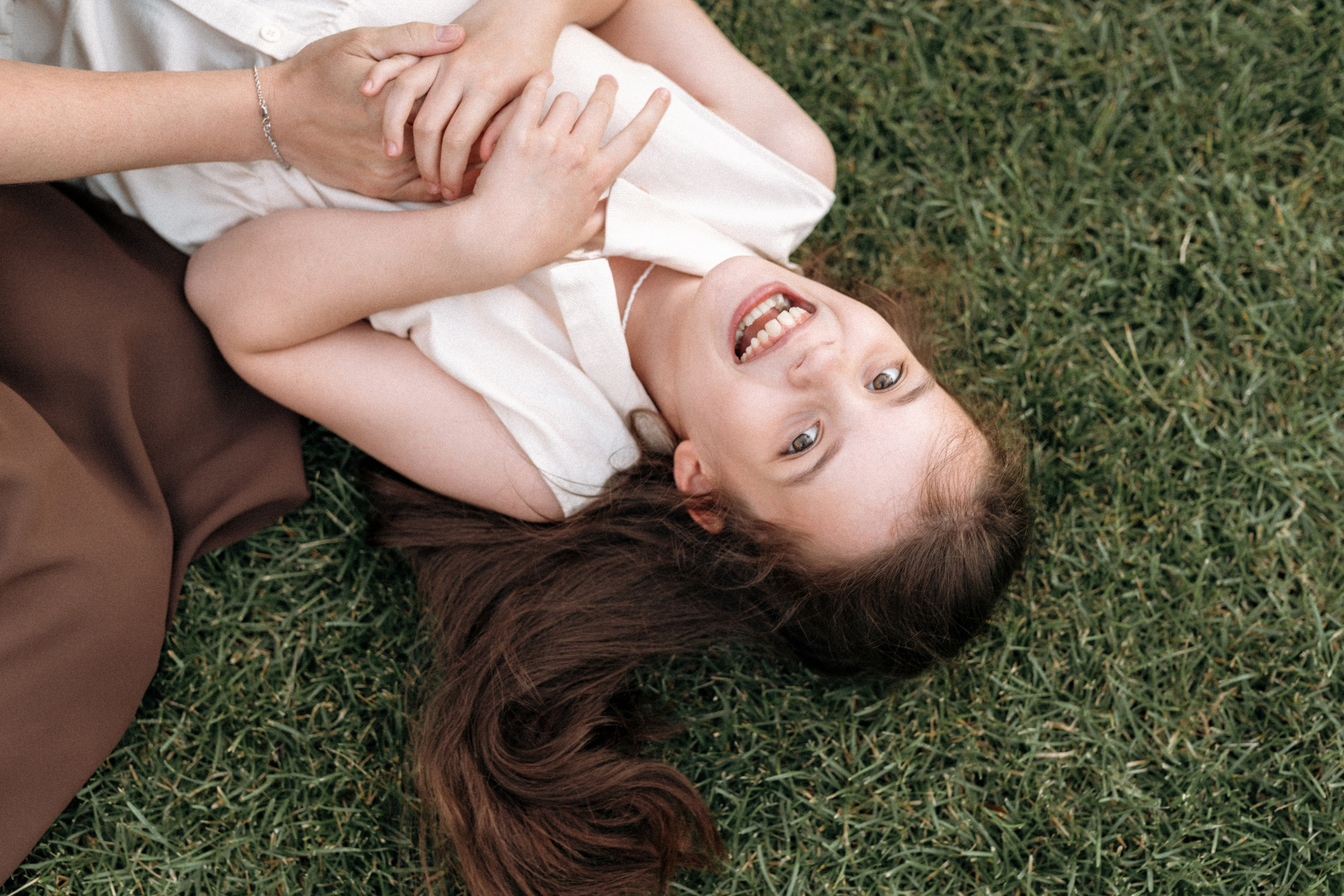 Семейная фотосессия на берегу реки для Миши, Тани, Сони и Таи. Свадебный фотограф в Тамбове Павел Четвертков